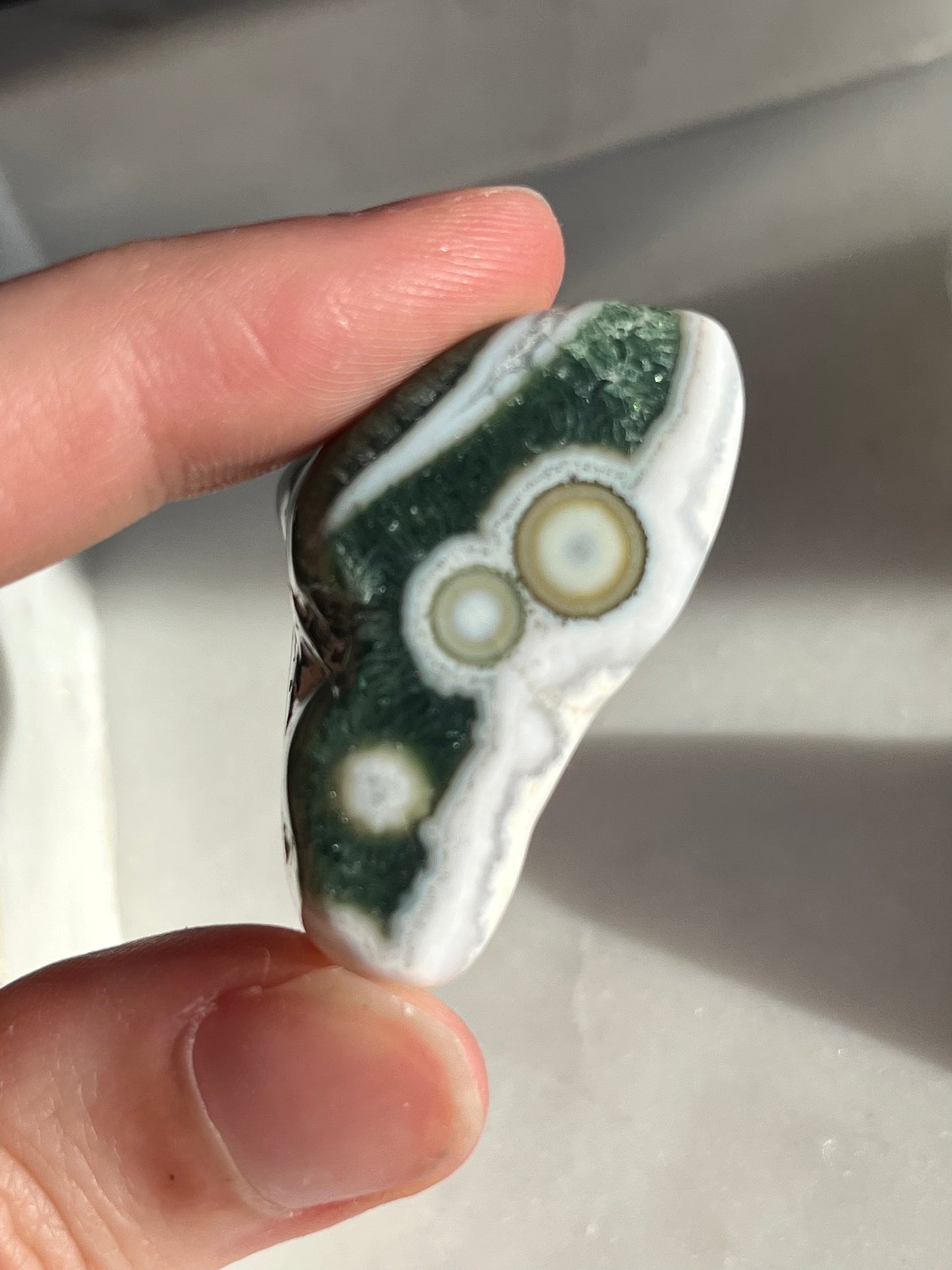 Octava vena Ocean Jasper forma libre grande y gruesa