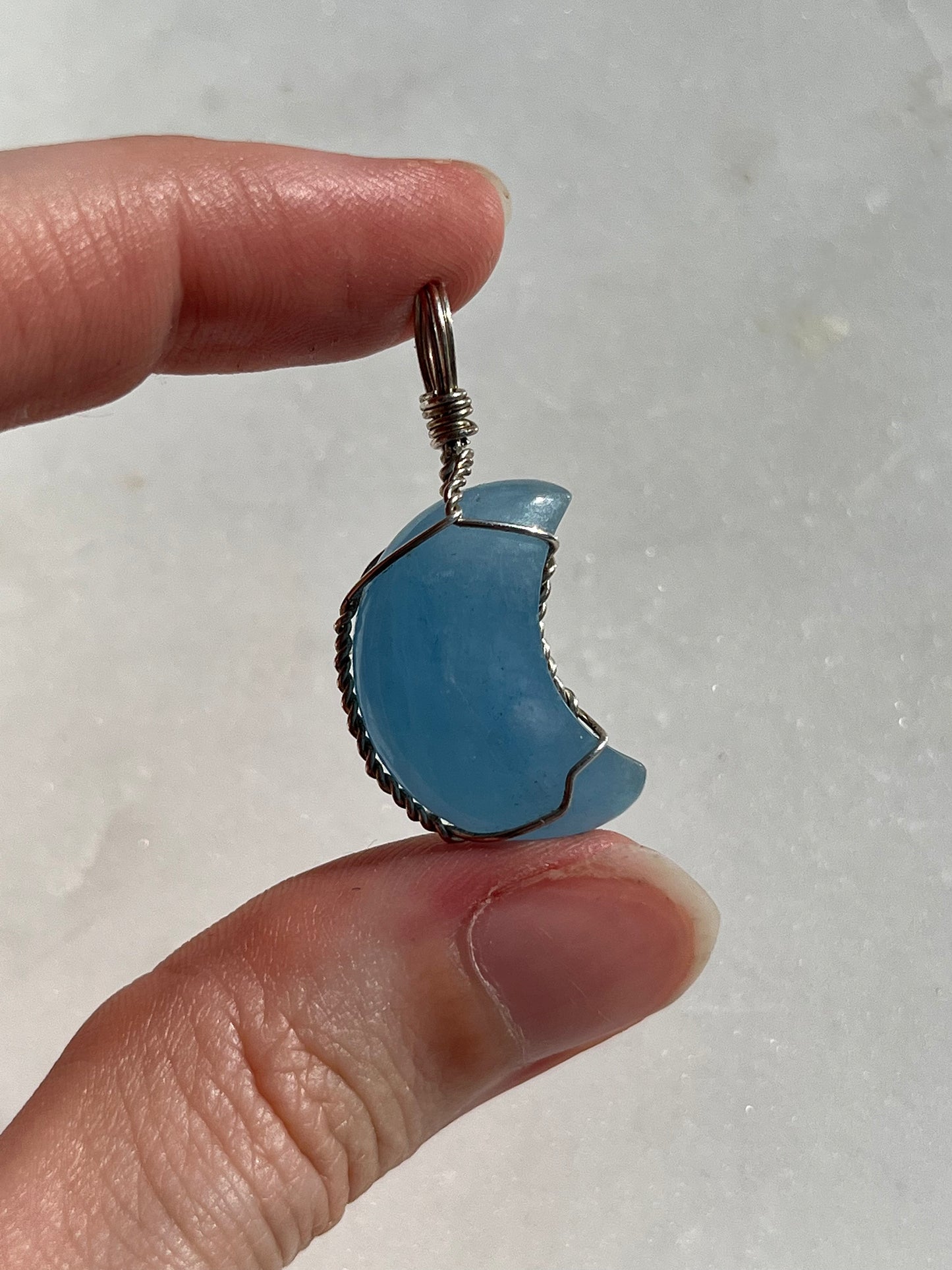 Gemmy Aquamarine Moon Wire Wrap Pendant (925 Sterling Silver)
