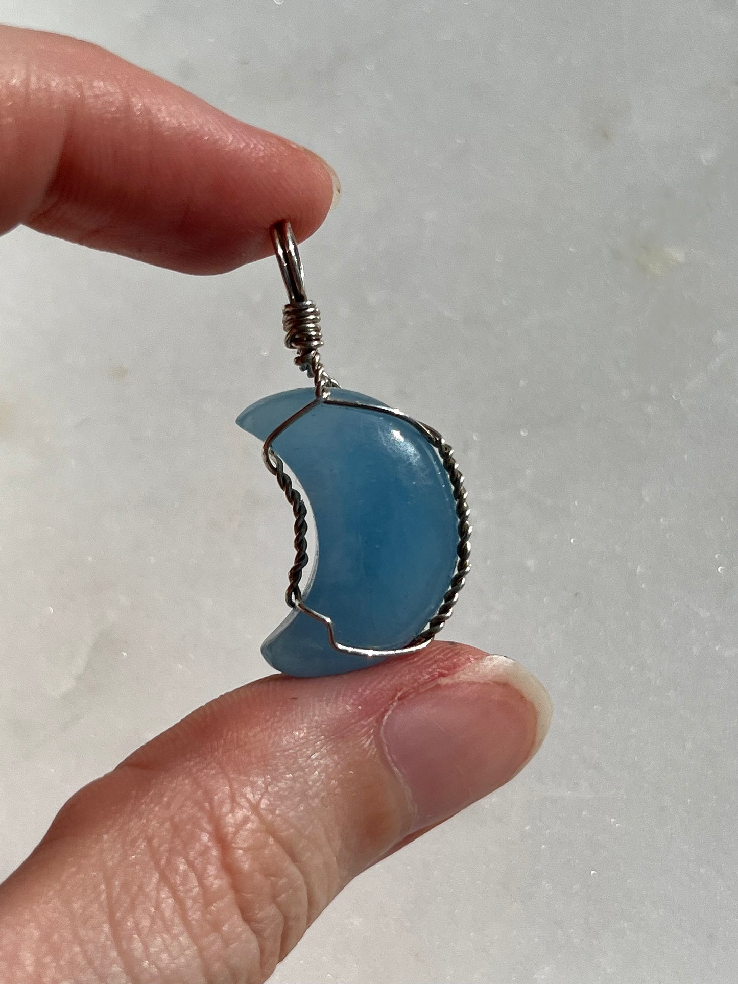 Gemmy Aquamarine Moon Wire Wrap Pendant (925 Sterling Silver)