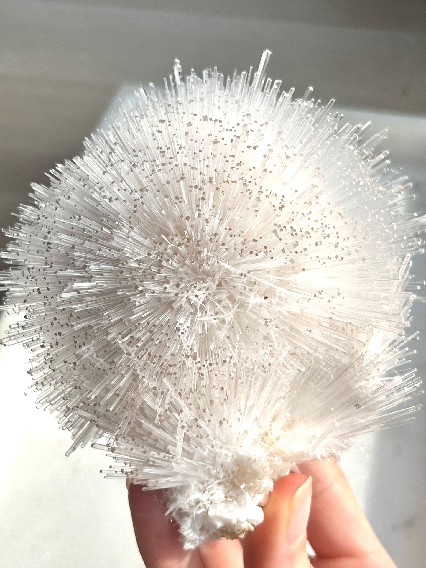 Espécimen de Mesolita sobre Base de Mordenita #14