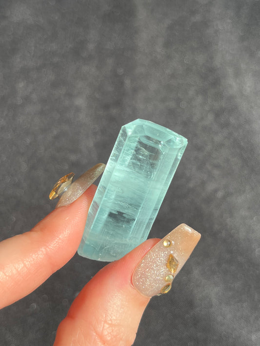 Aquamarine Specimen with Natural Faceted Termination N