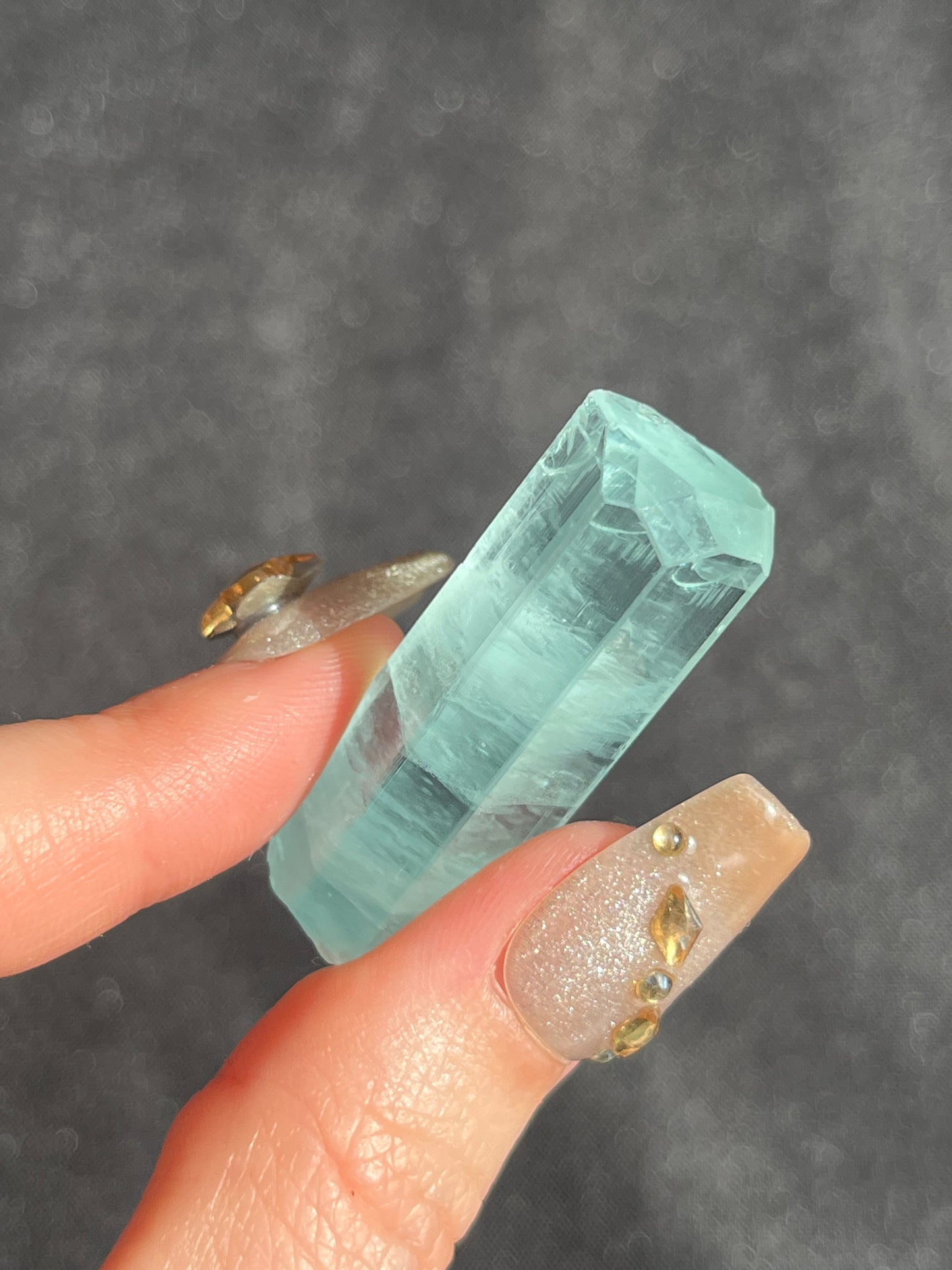 Aquamarine Specimen with Natural Faceted Termination N