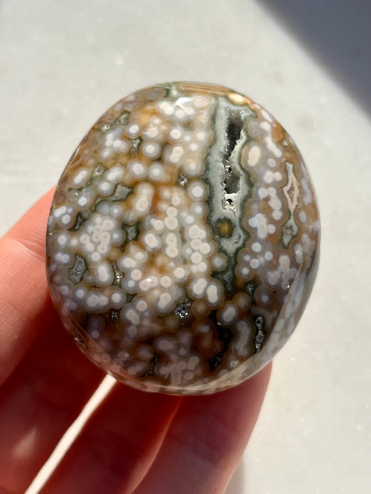 Piedra de palma de jaspe oceánico sin venas #36