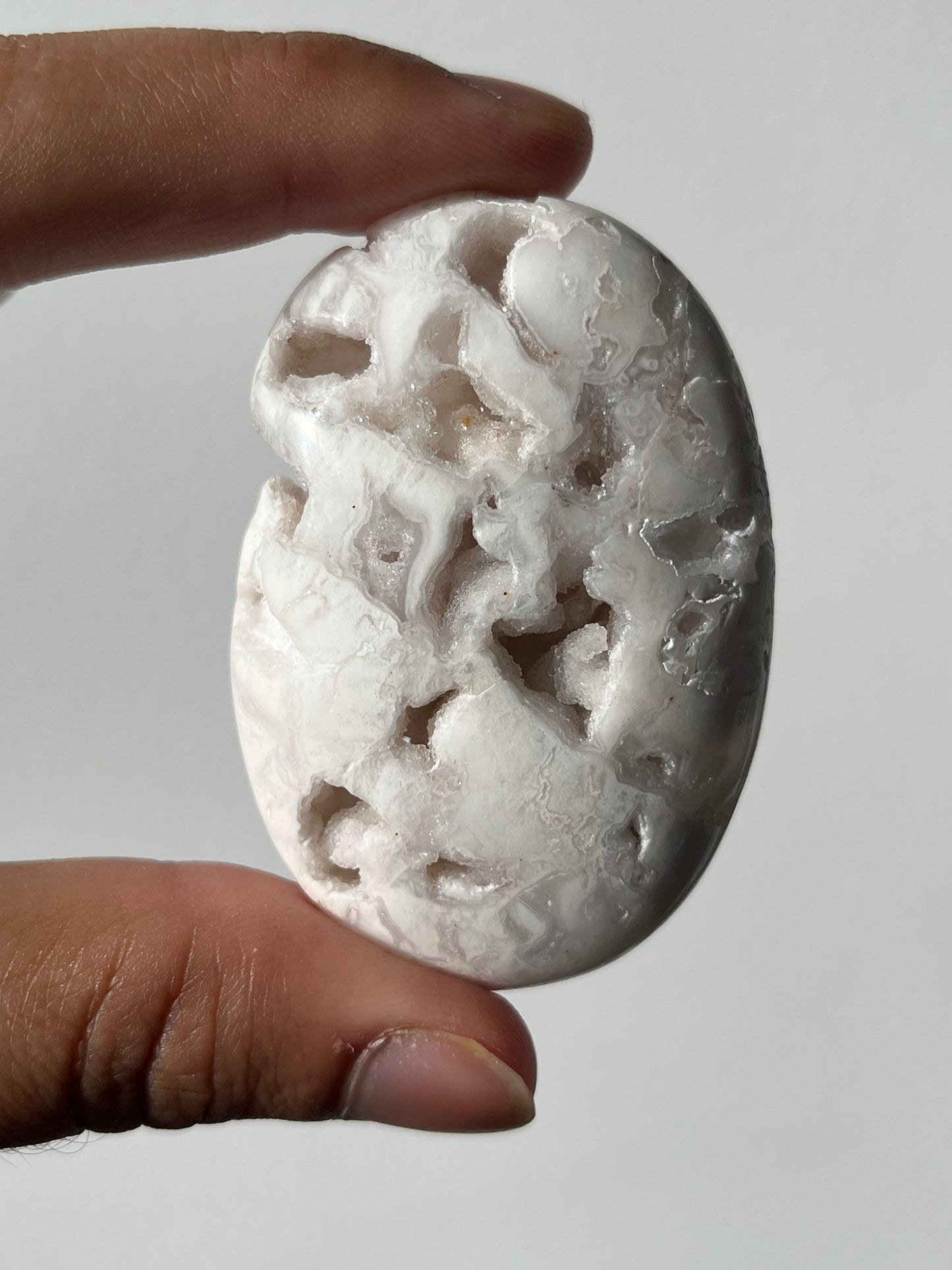 Druzy Snow Agate Palmstone A