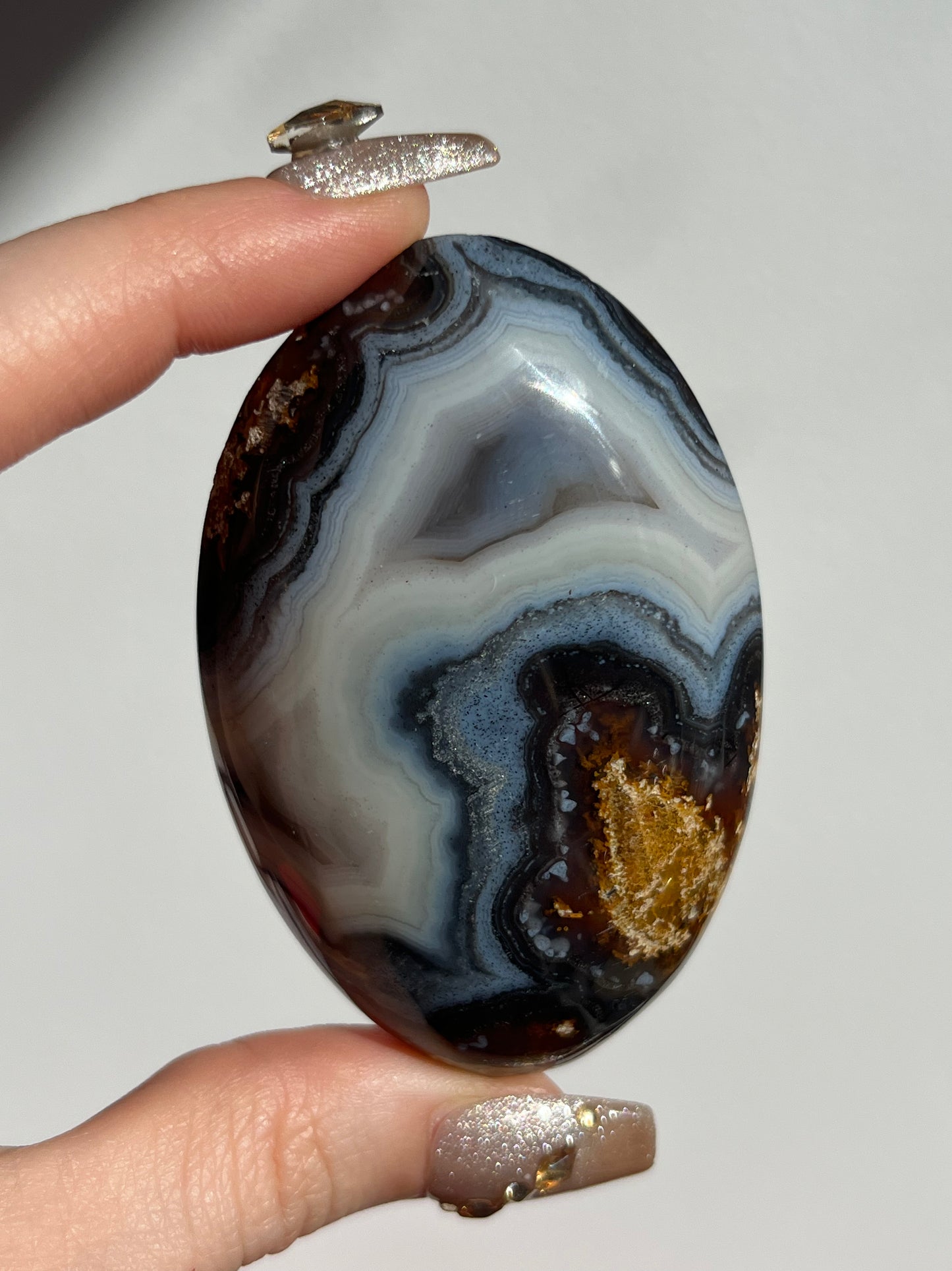 East Indonesian Agate Palmstone with Parallax Effect B