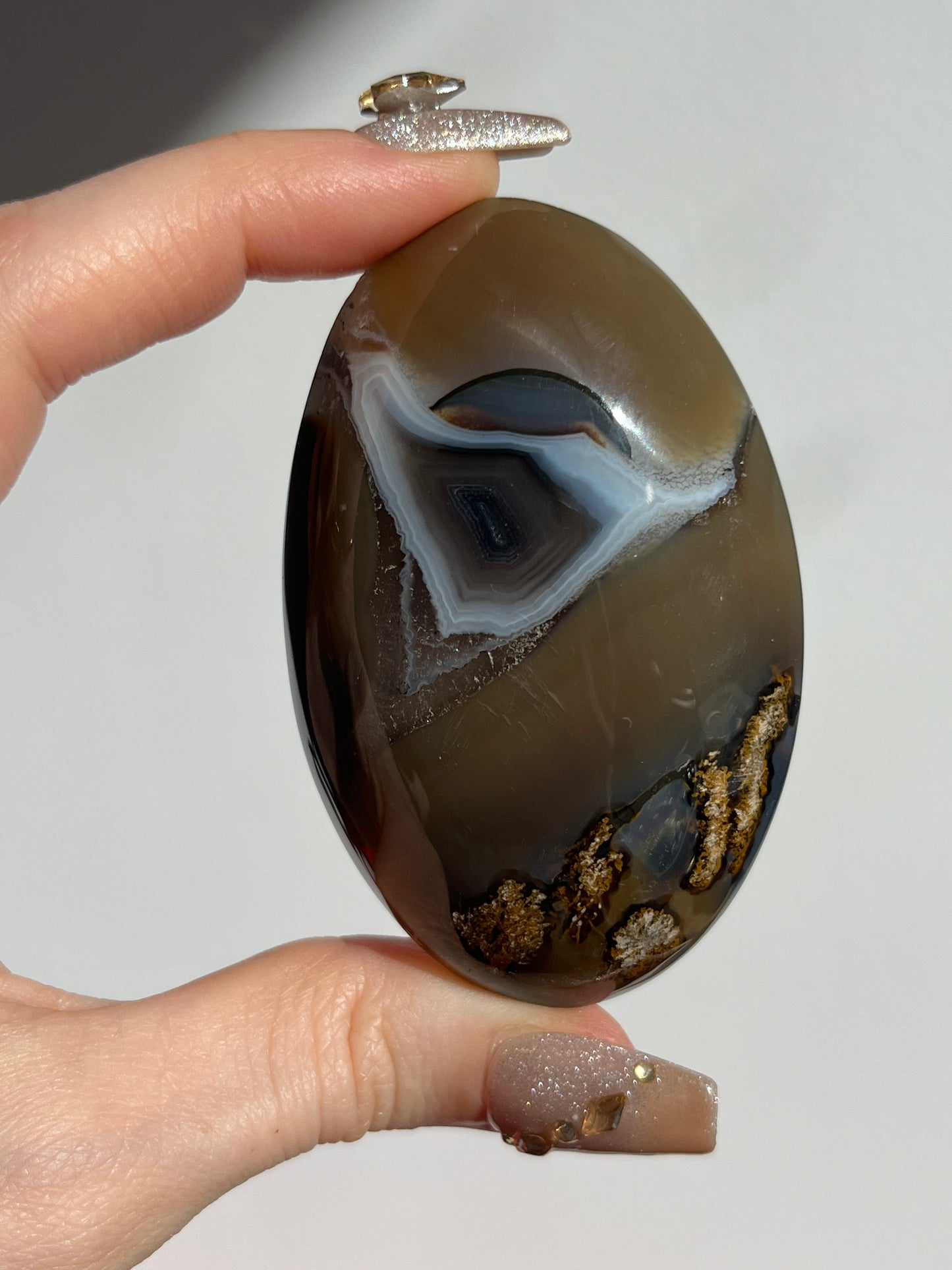 East Indonesian Agate Palmstone with Parallax Effect C