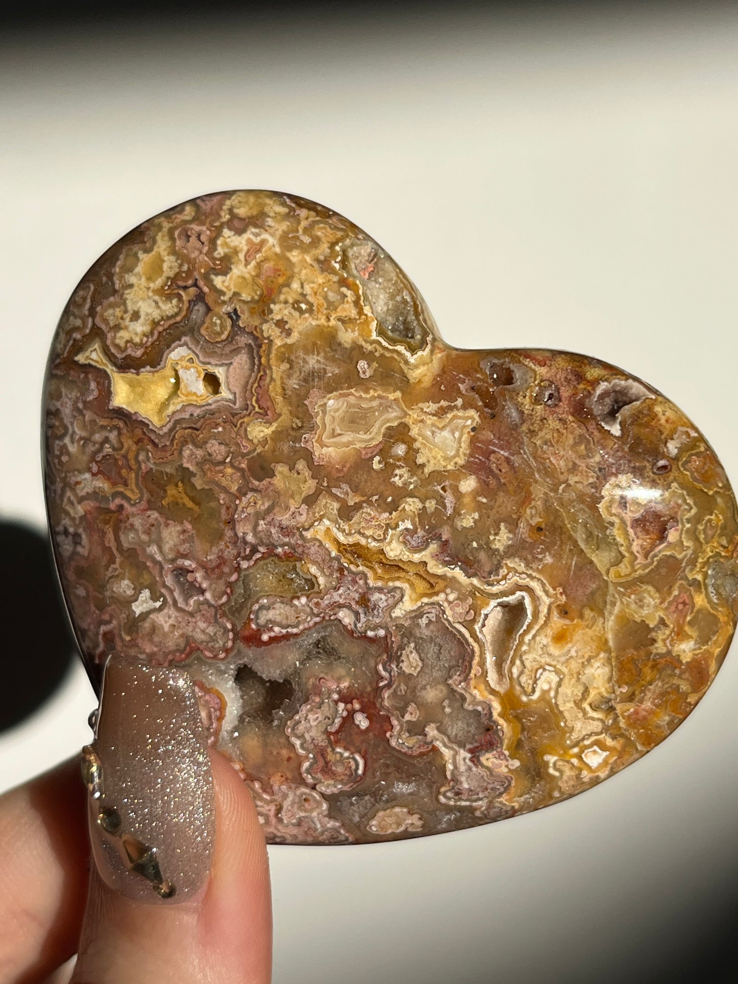 Golden x Pink Lace Agate Heart Carving A