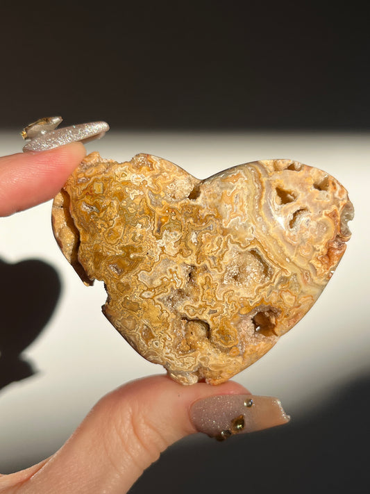 Golden Lace Agate Heart Carving F