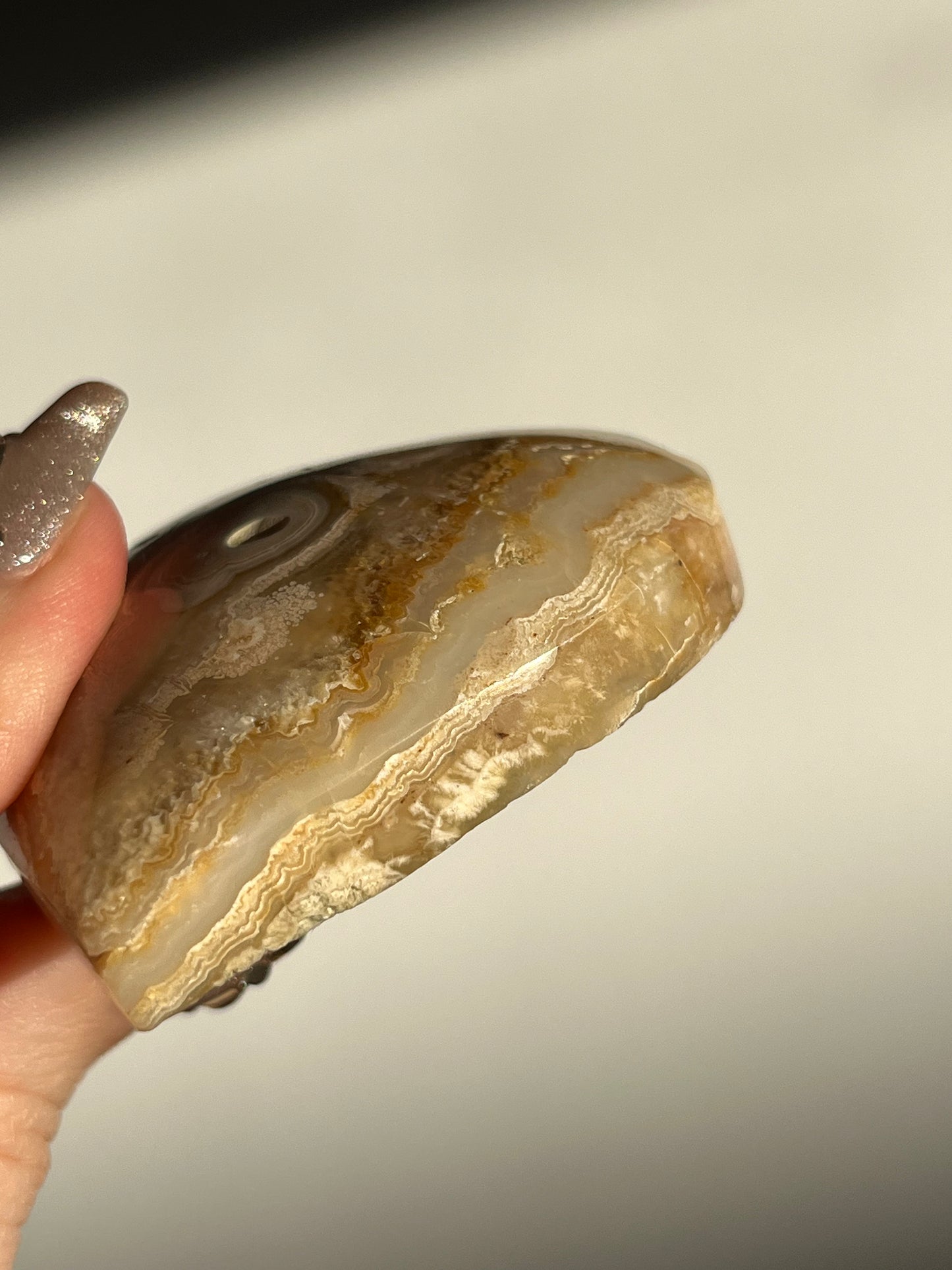 Golden Lace Agate Heart B