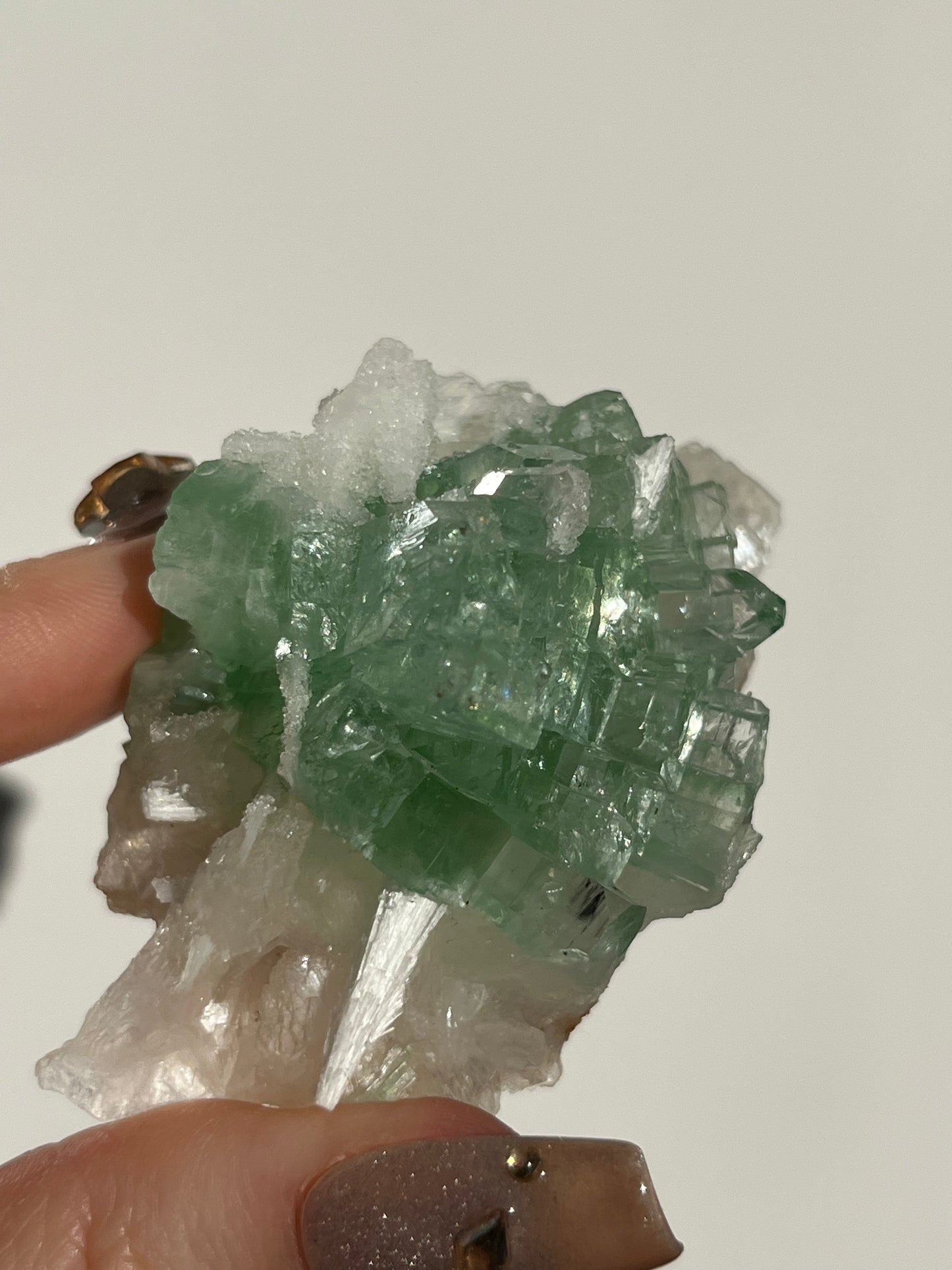 Pointed Fluorapophyllite with Stilbite, Calcite and Scolecite Specimen H