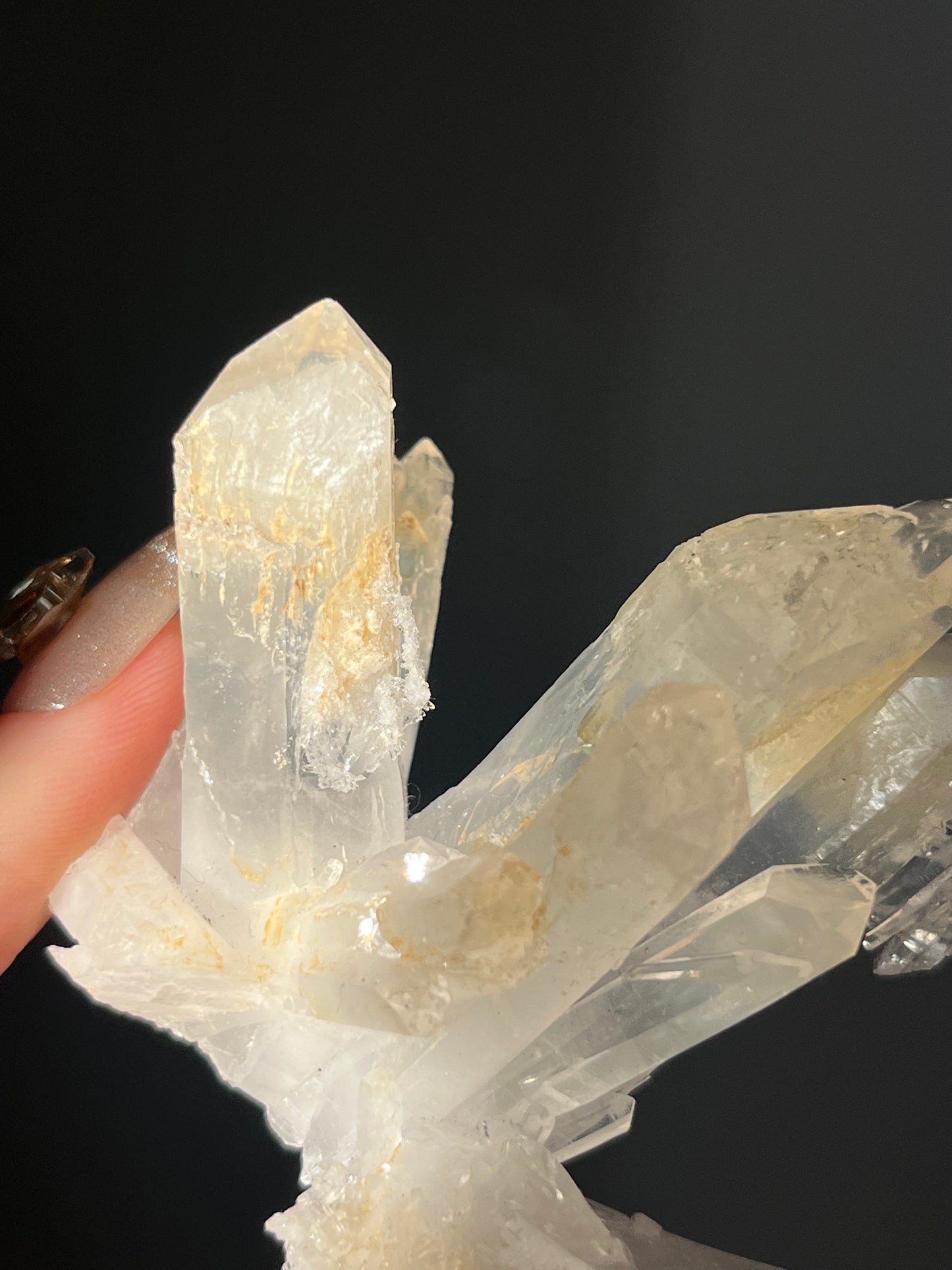 Mango Quartz Statement Cluster B