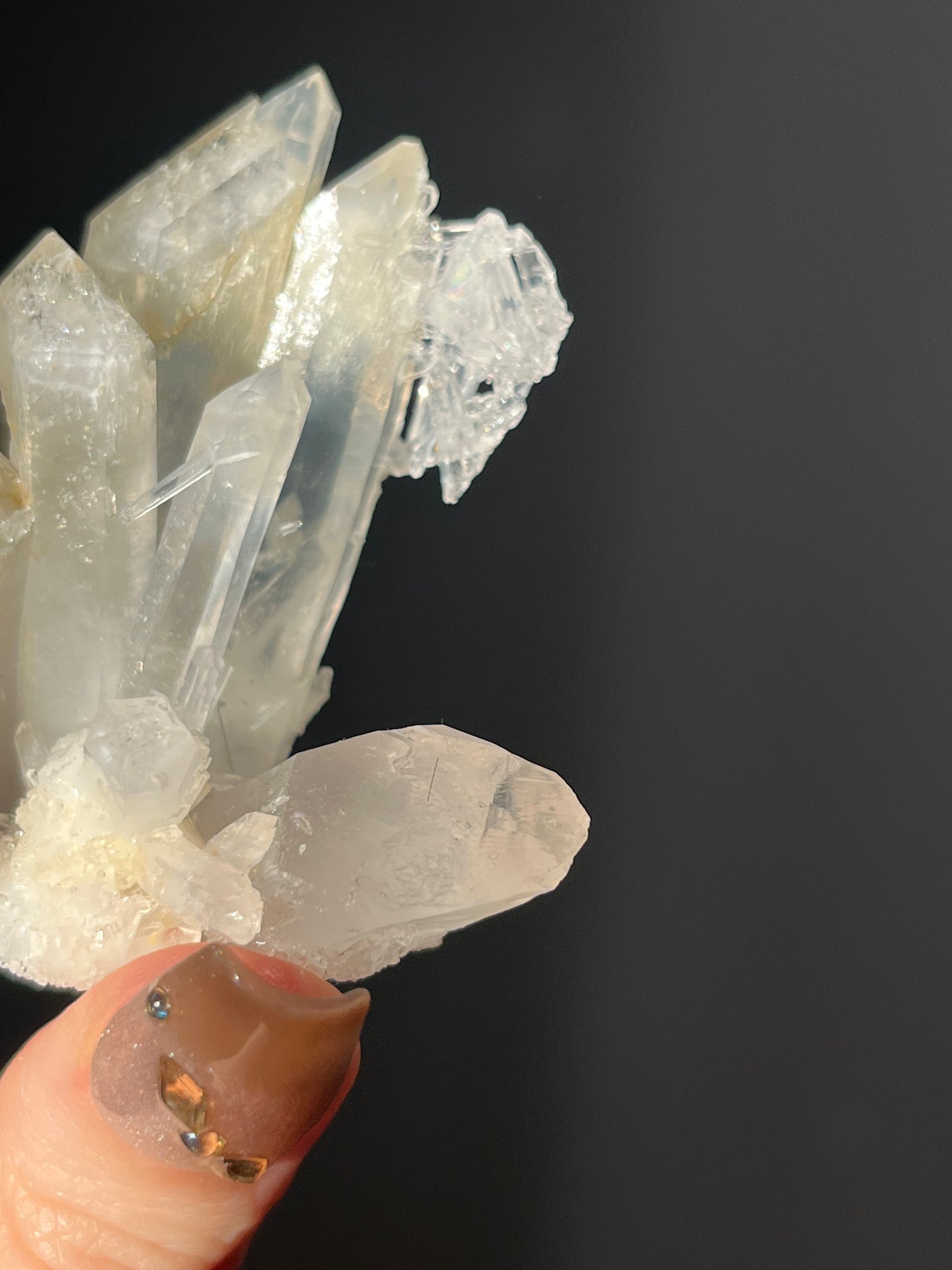 Mango Quartz Statement Cluster B