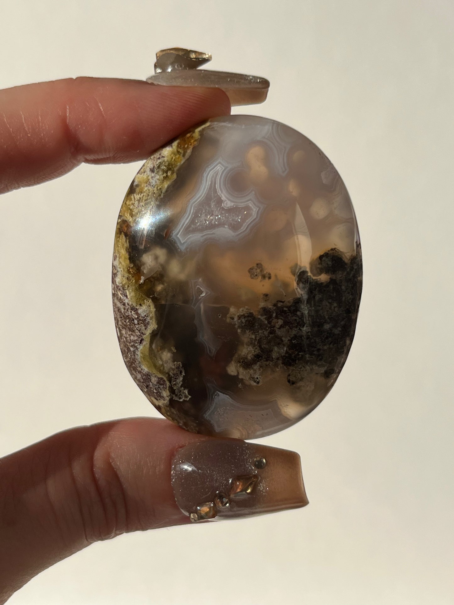 Jelly Orbicular Nebula Agate with Scenic Moss Palmstone W