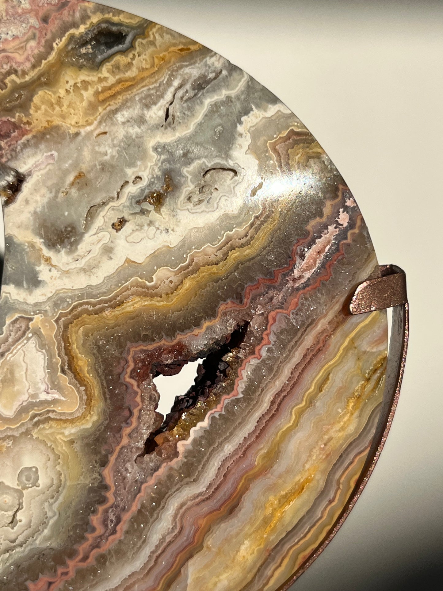 Golden x Pink Lace Agate Moon Carving on Rose Gold Coloured Stand B