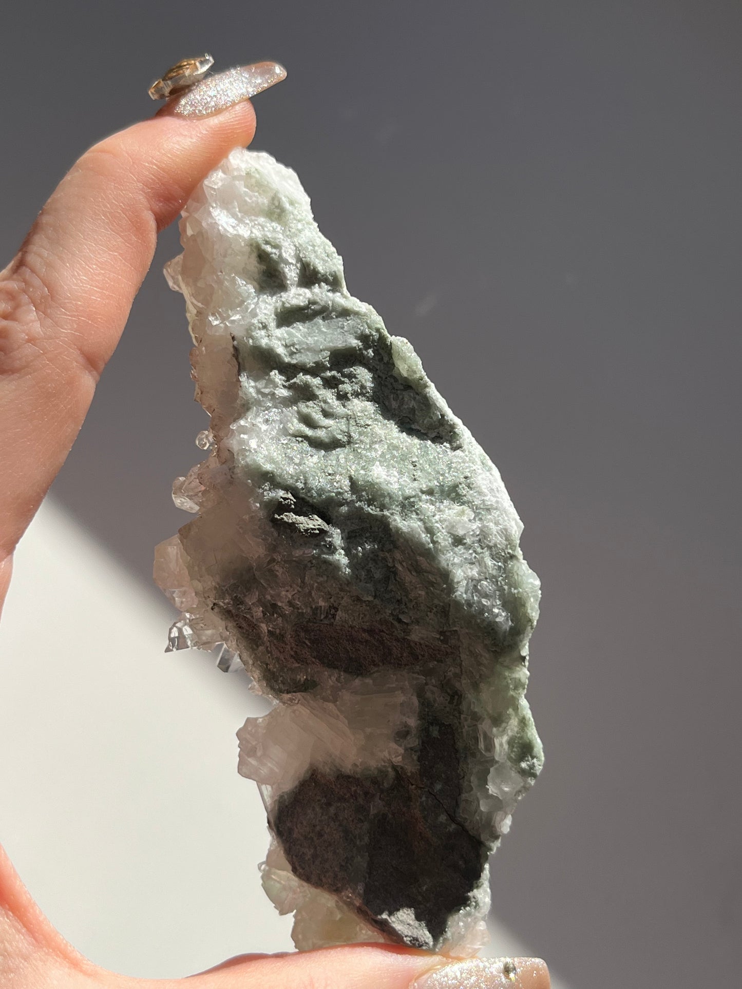 Botryoidal Prehnite with Quartz, Calcite, and Analcime #E
