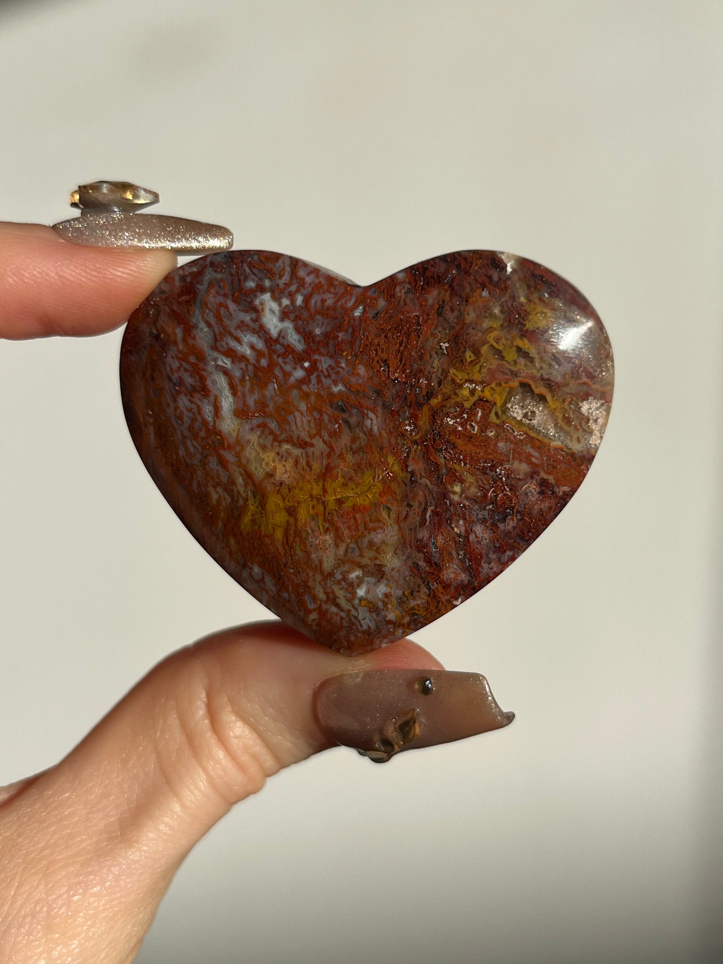 Red Moss in Chalcedony Heart Carving G