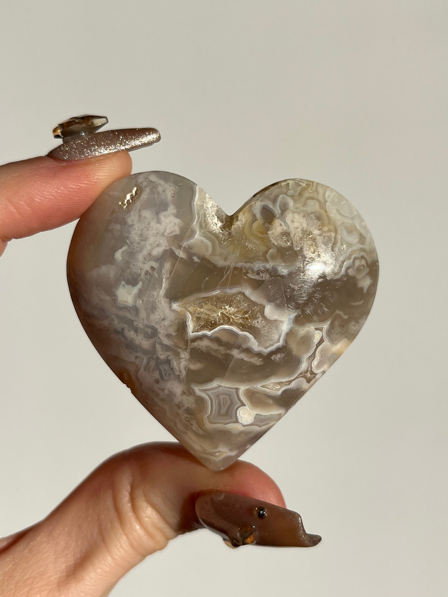 Soleia Agate Heart Carving C