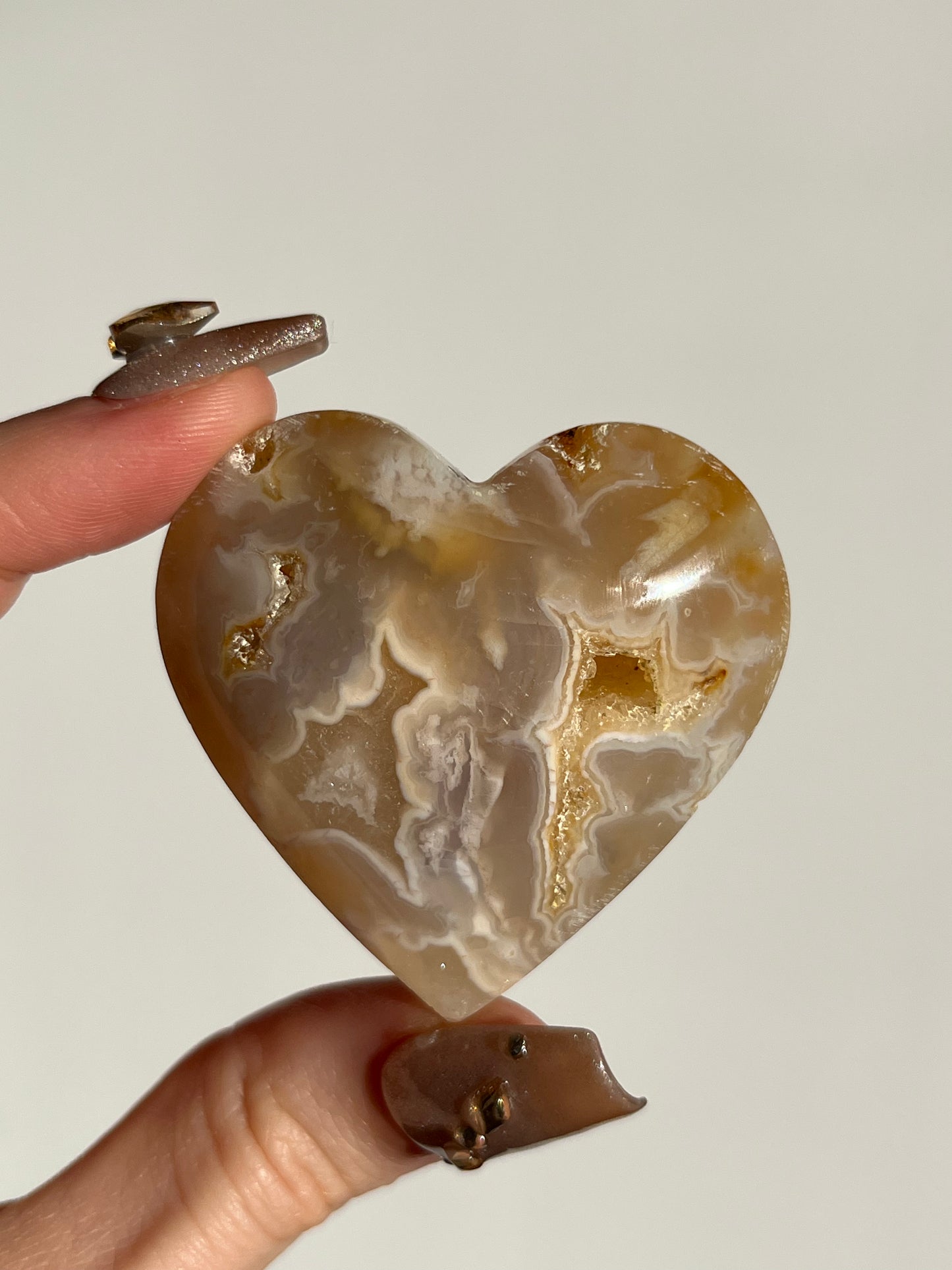 Soleia Agate Heart Carving E