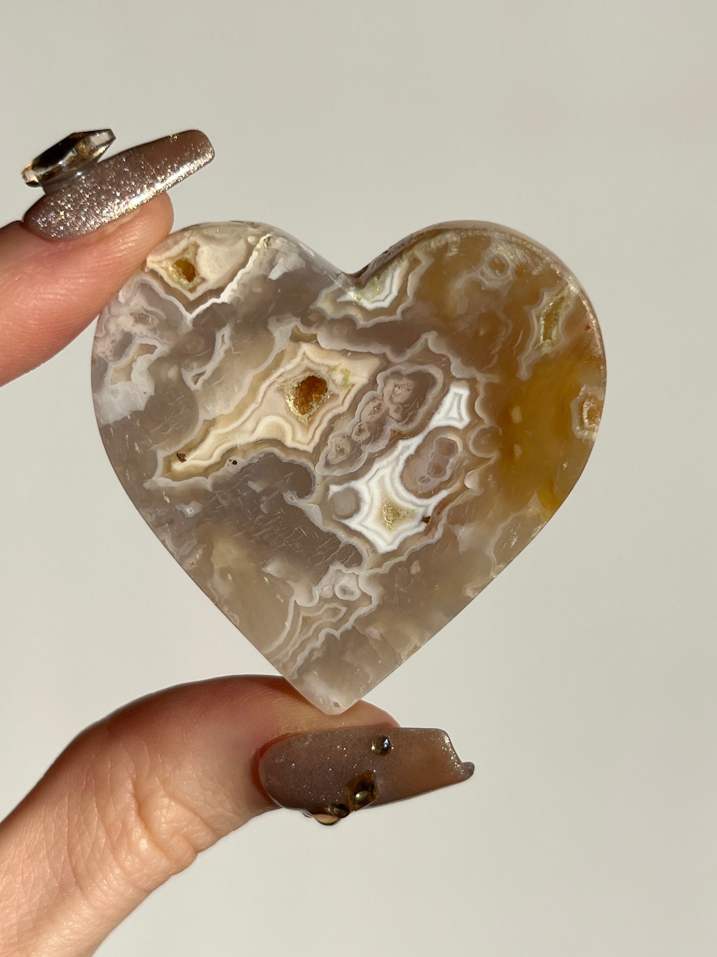 Soleia Agate Heart Carving I