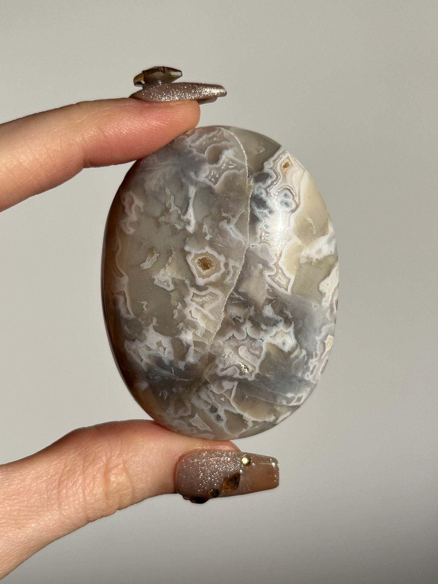 Soleia Agate Palmstone A