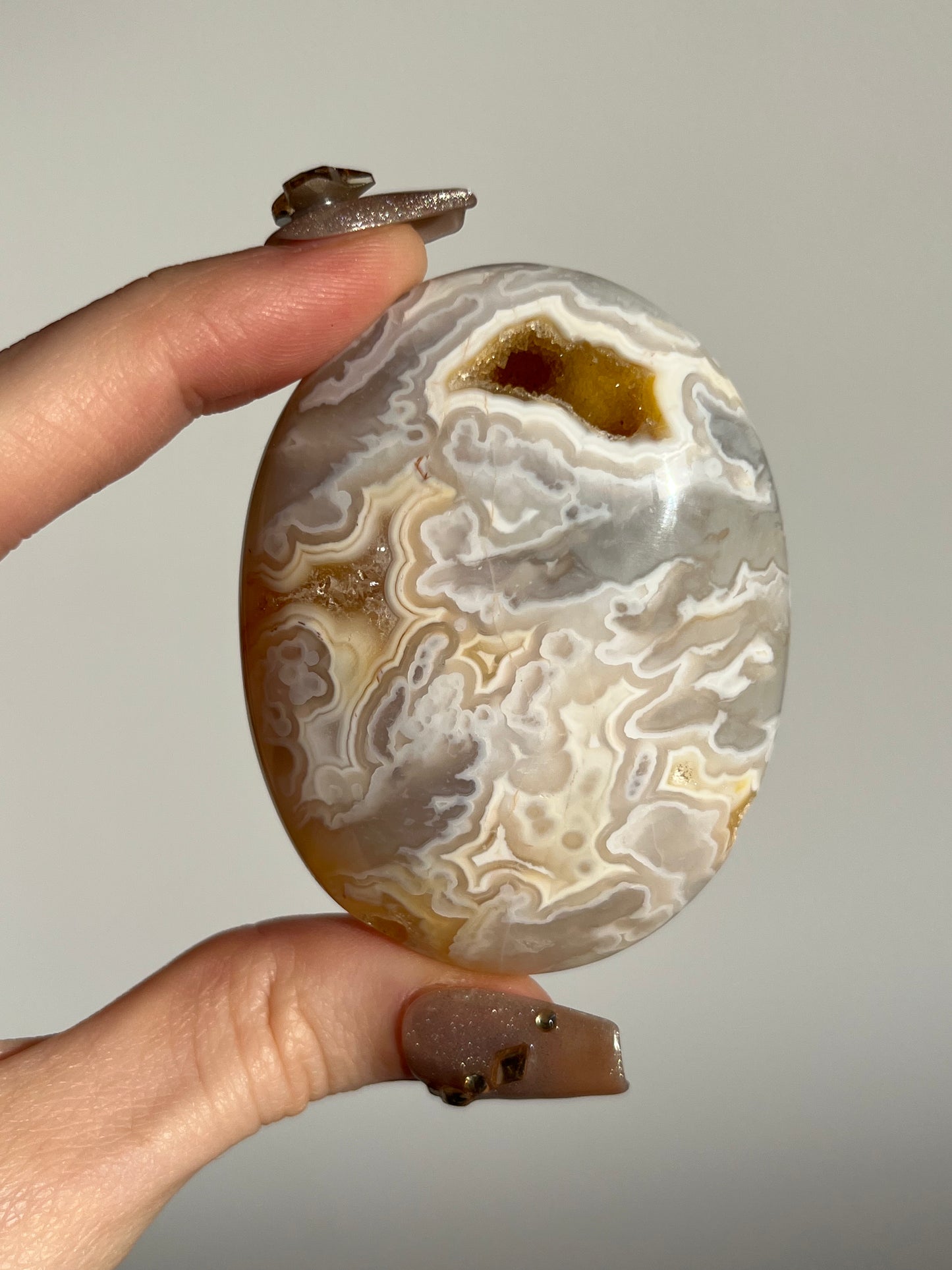 Soleia Agate Palmstone C