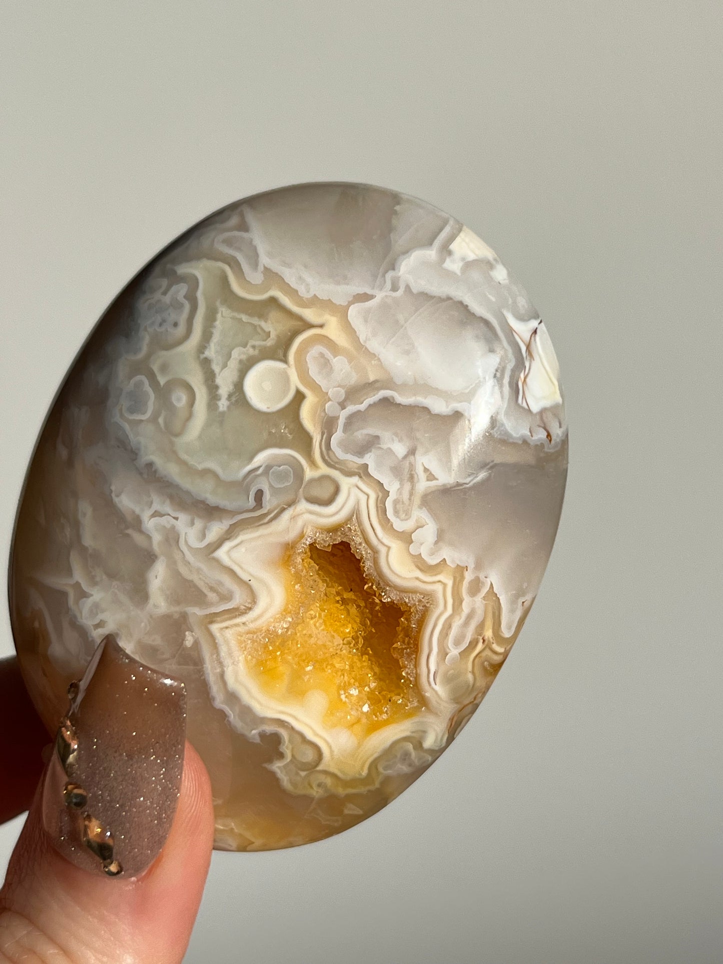 Soleia Agate Palmstone C