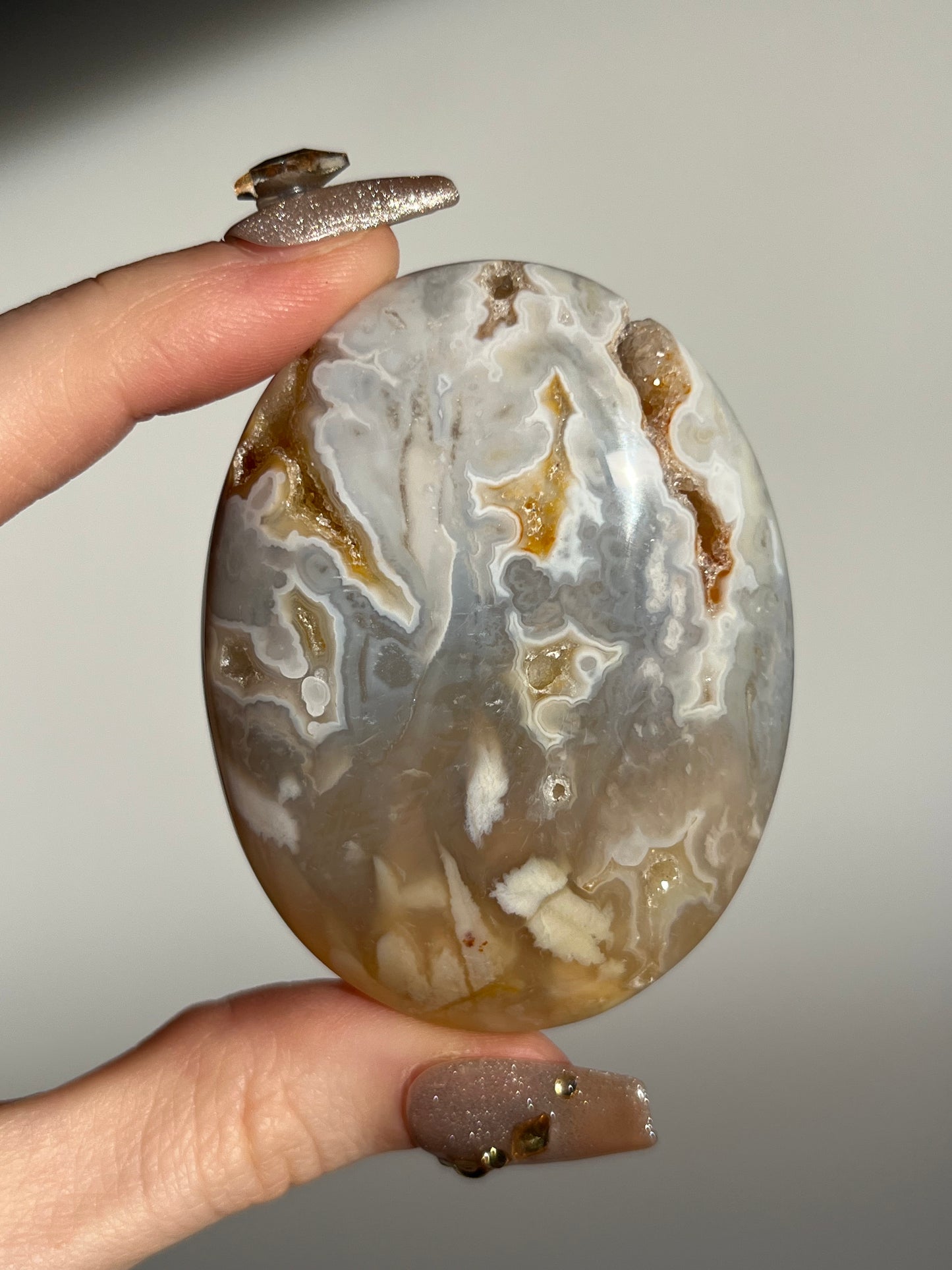 Soleia Agate Palmstone J