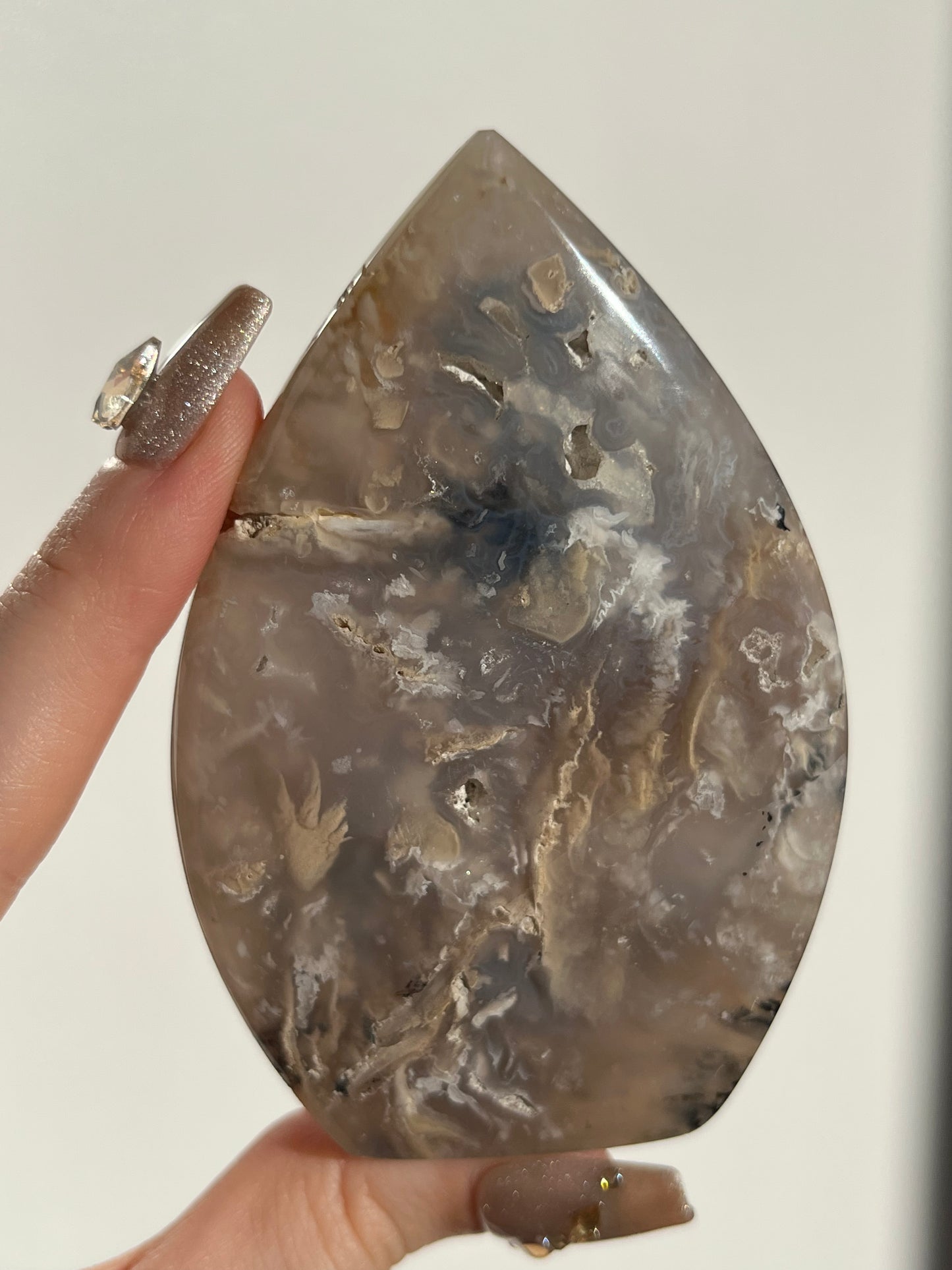 Tiger Dendrite in Chalcedony Flame Carving G