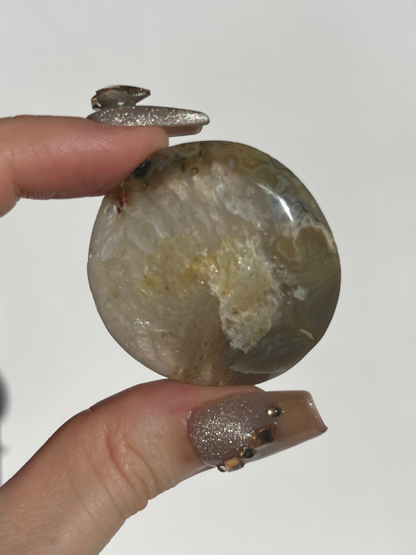 West Indonesian Banded Agate Medallion with Parallax Effect A