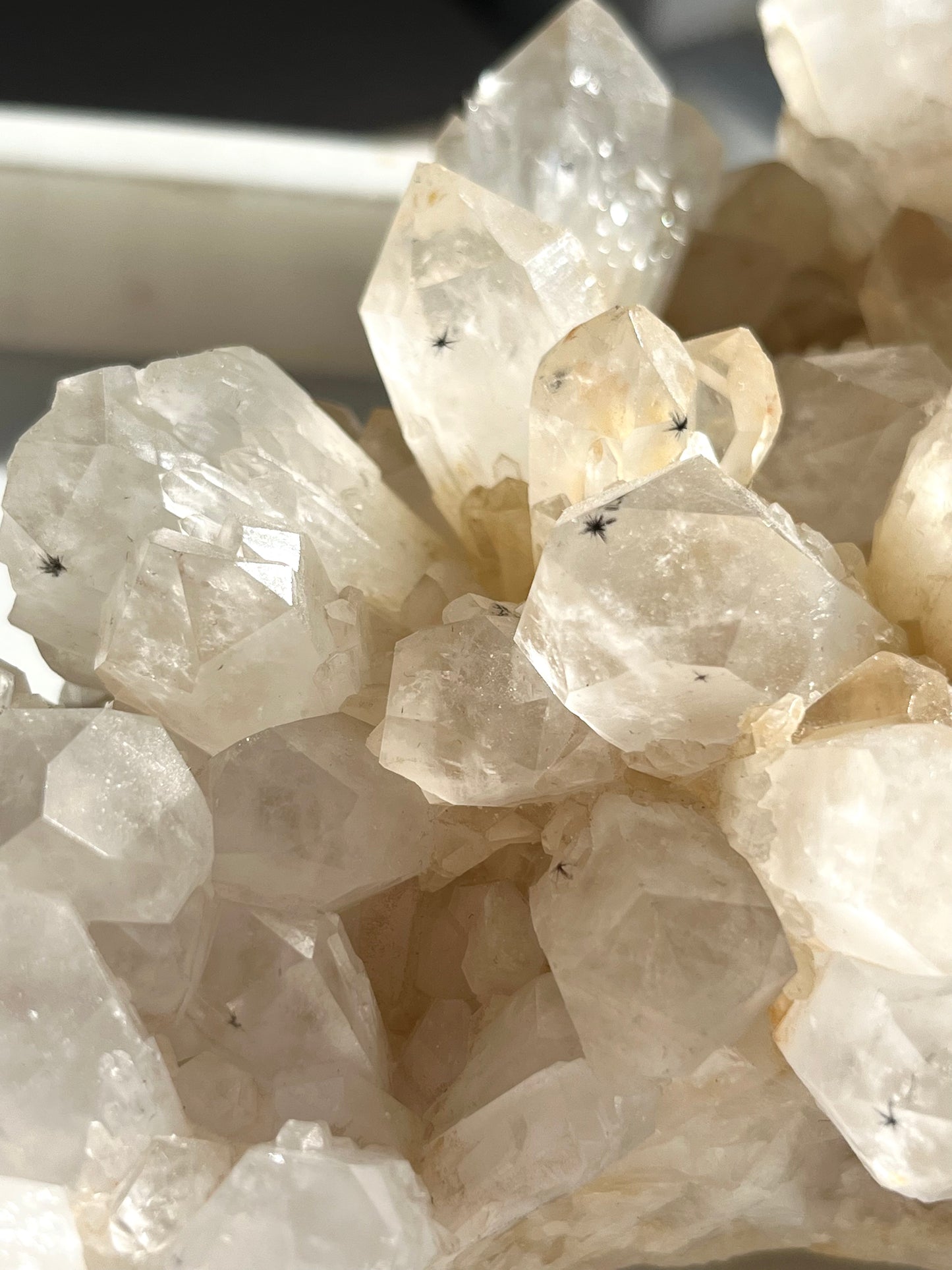 1.6kg Rare Hollandite Quartz Cluster