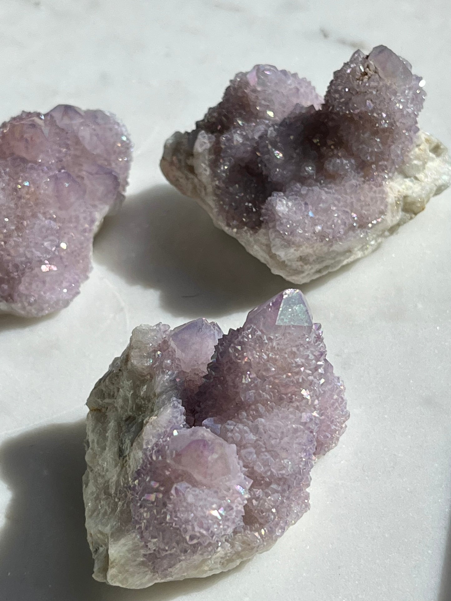 Aura Spirit Amethyst Cluster (elegido intuitivamente)