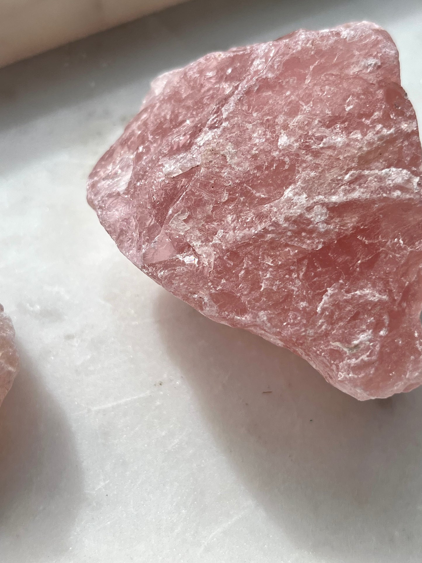 Piedra cruda de cuarzo rosa de alto grado