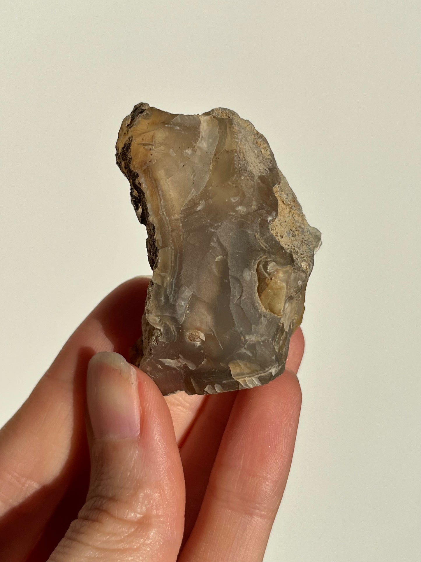 玉髓标本 #9 中的天然铜和硅孔雀石