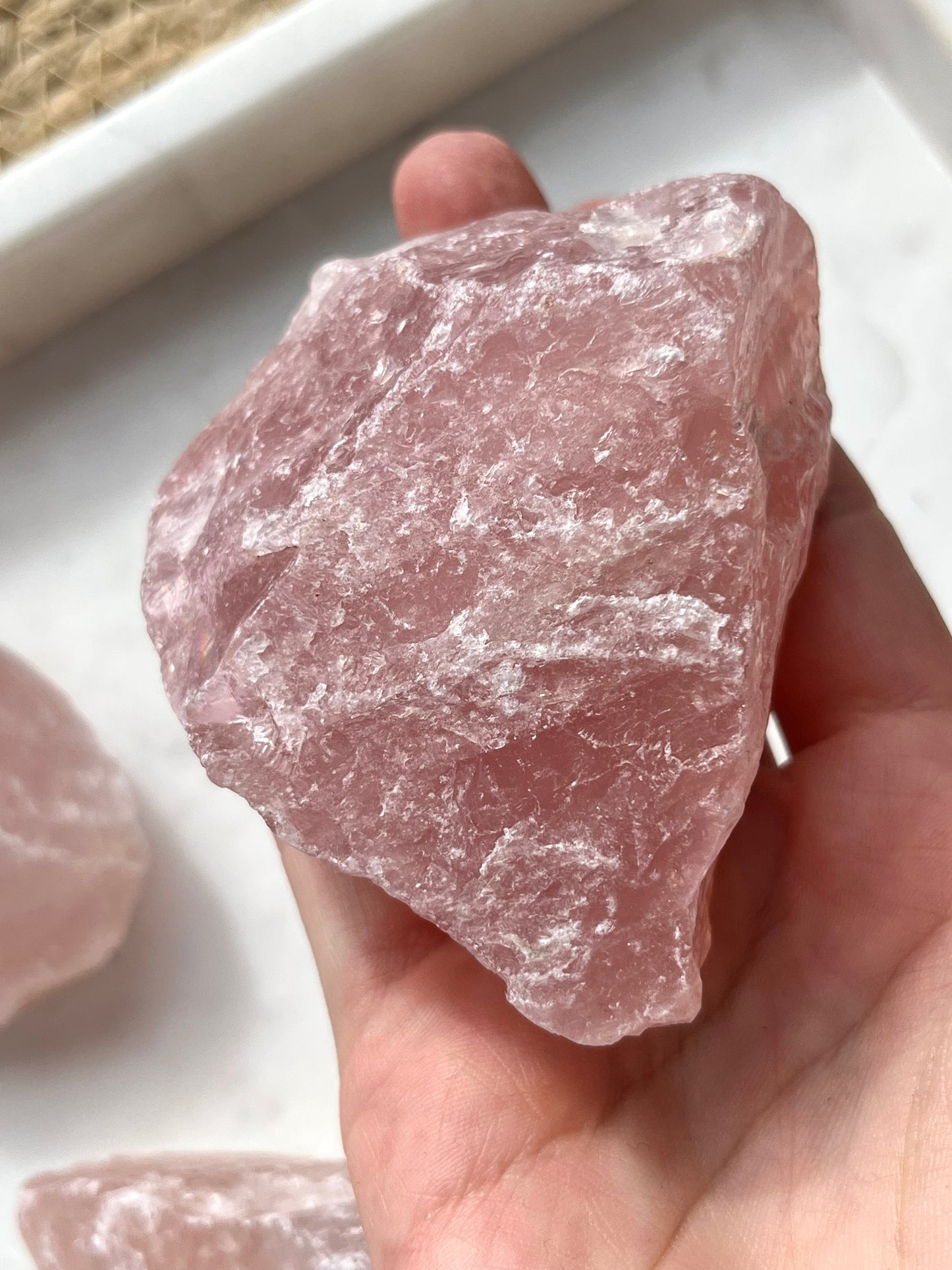 Piedra cruda de cuarzo rosa de alto grado