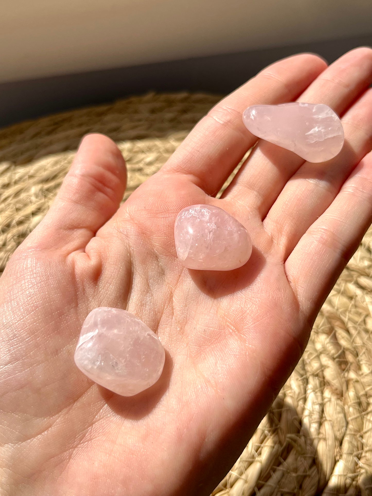 Piedra rodada cuarzo rosa