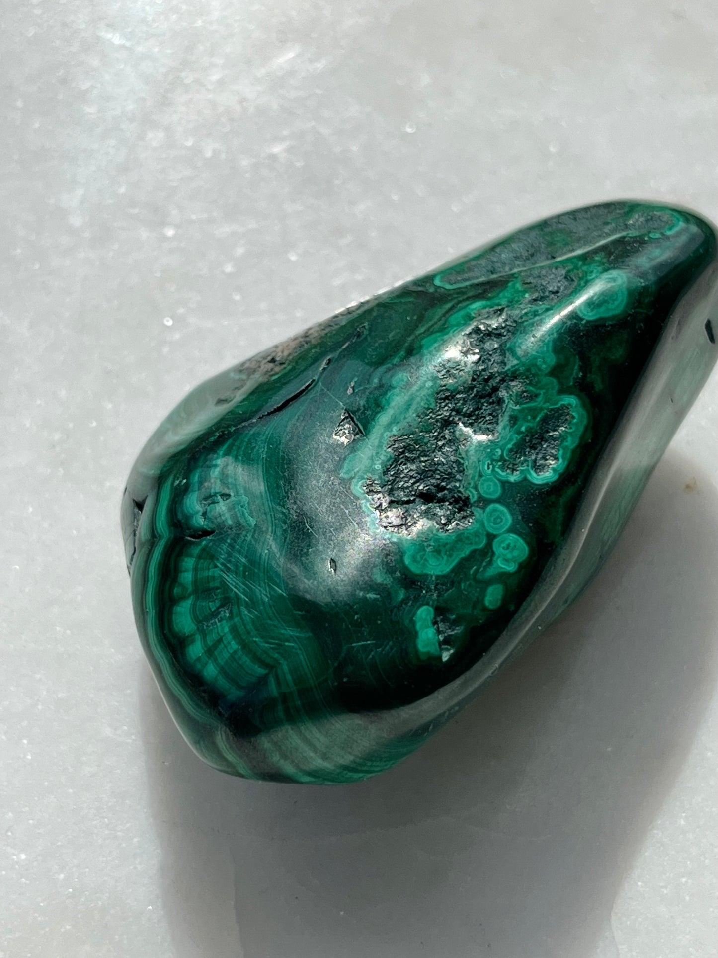 高品质孔雀石自由形状 #11