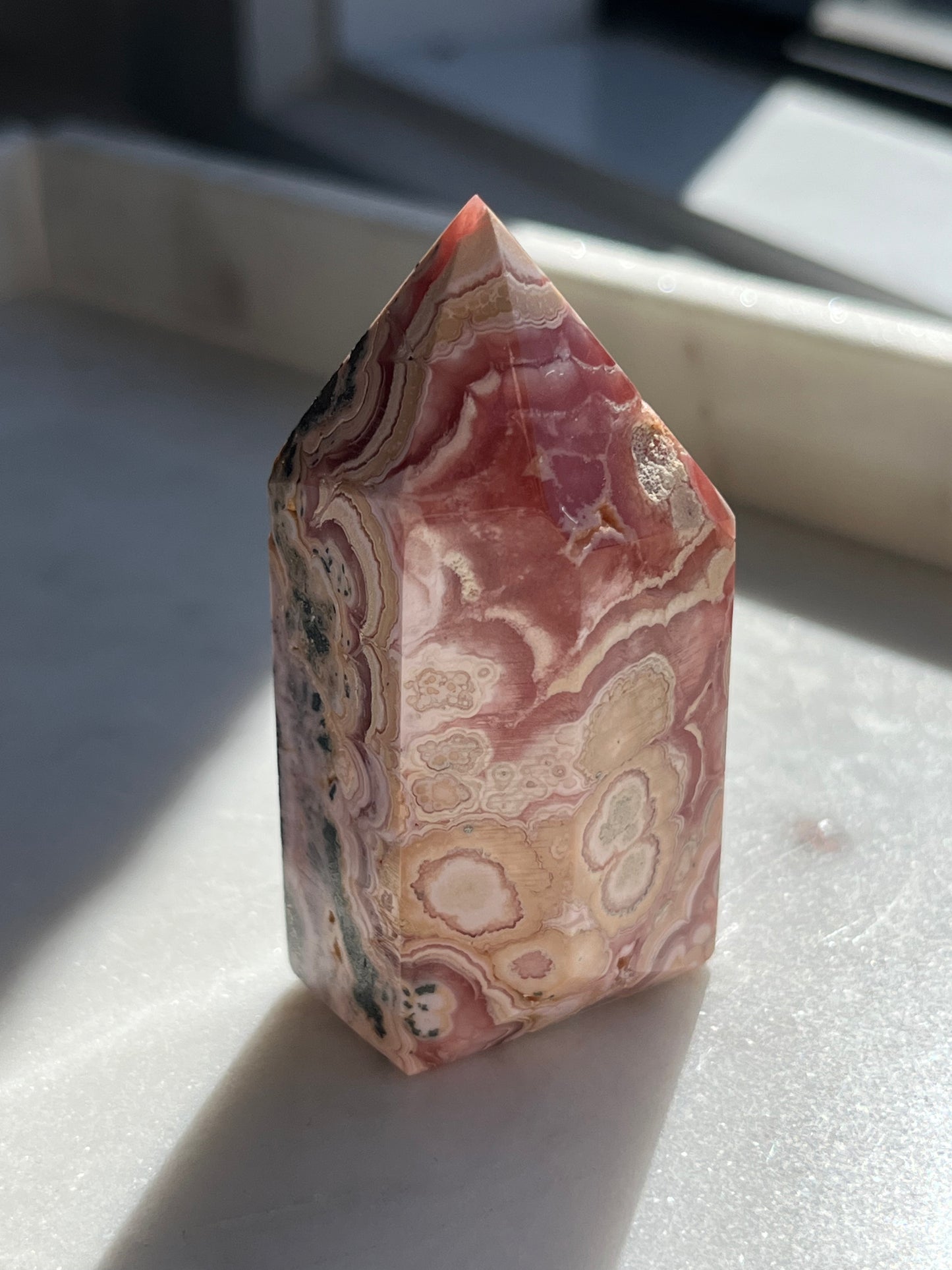 “Serle”厚重菱锰矿塔 #4