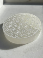 Load image into Gallery viewer, Flower of Life Engraved Selenite Charging Plate
