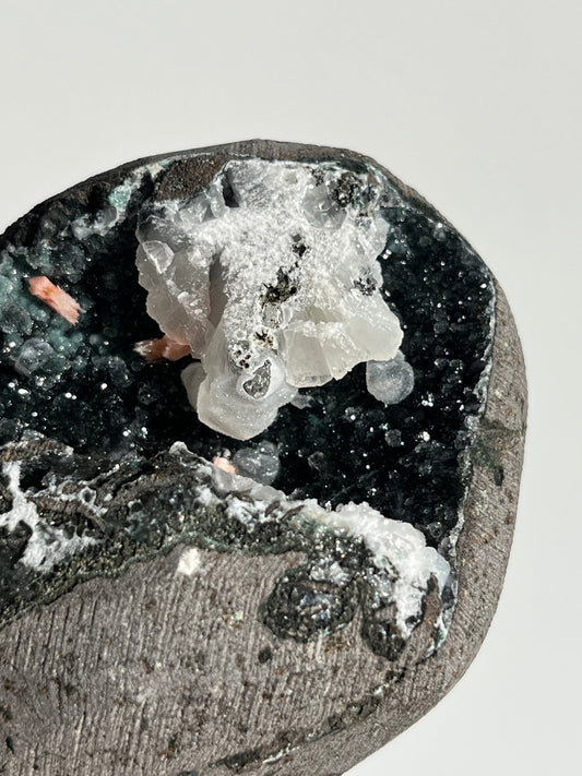 Black Chalcedony & Apophyllite Geode Cave in Basalt with Red Heulandite C