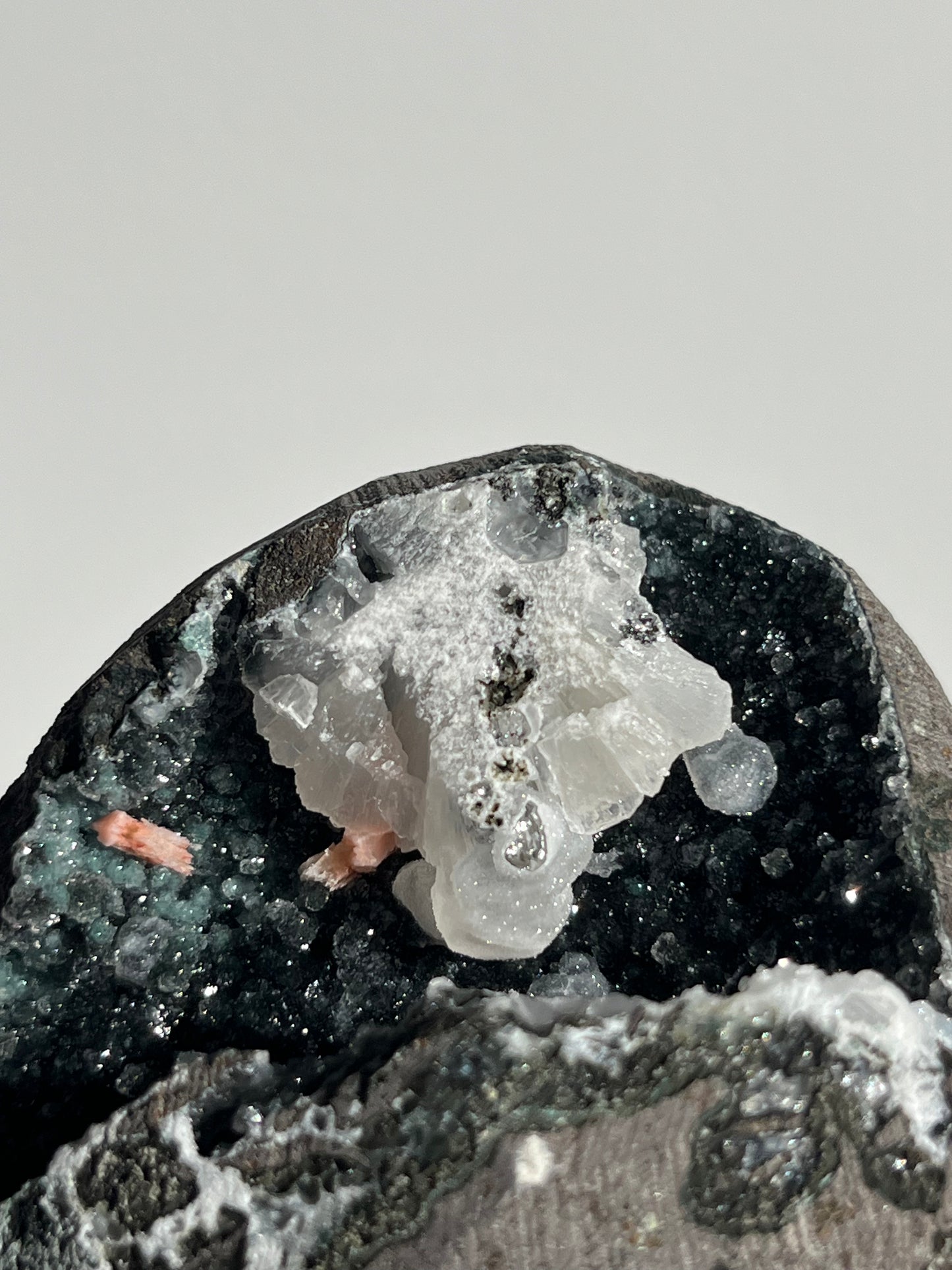 Black Chalcedony & Apophyllite Geode Cave in Basalt with Red Heulandite C