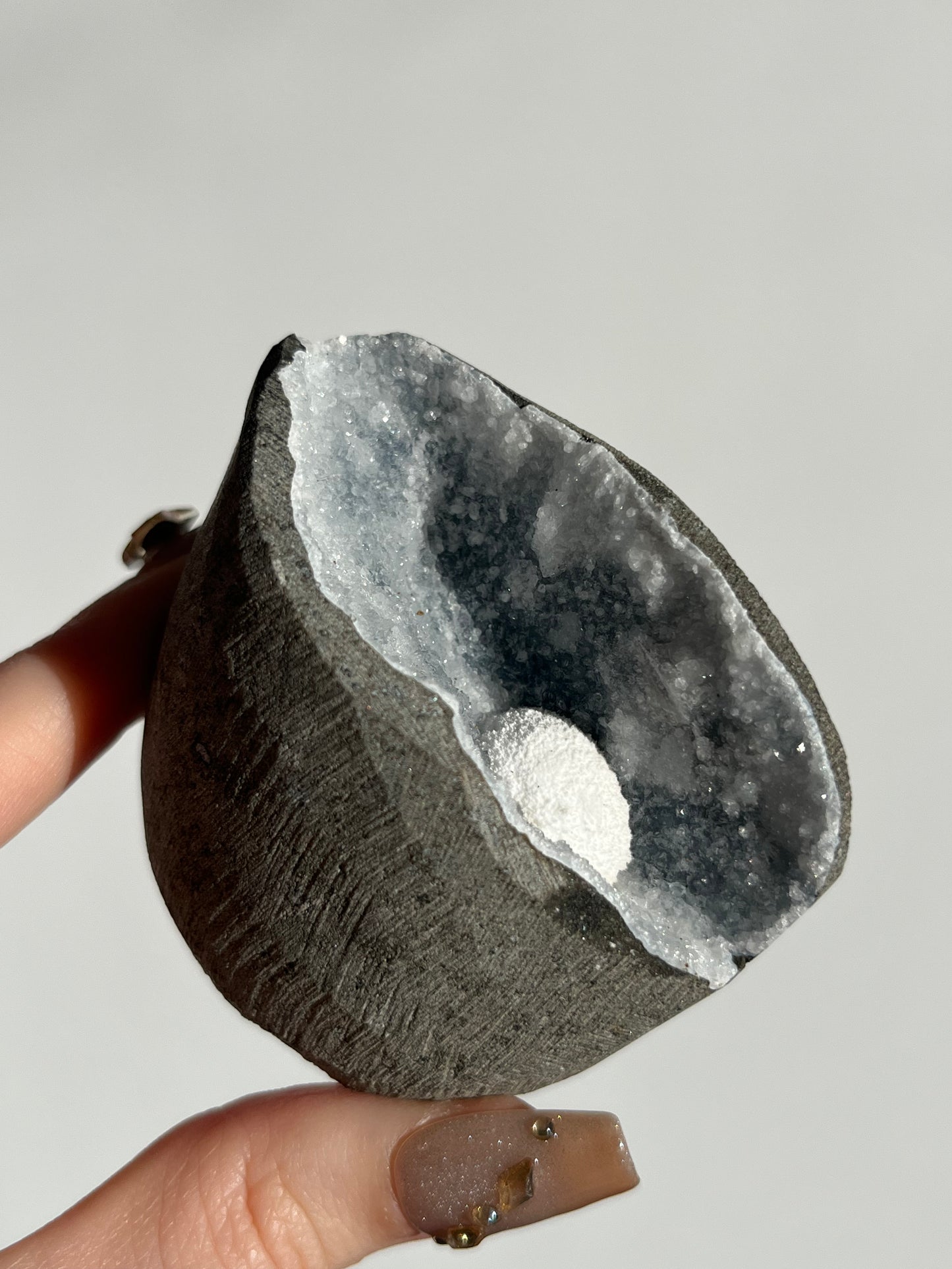 Blue Chalcedony with Mordenite Geode Cave in Basalt I