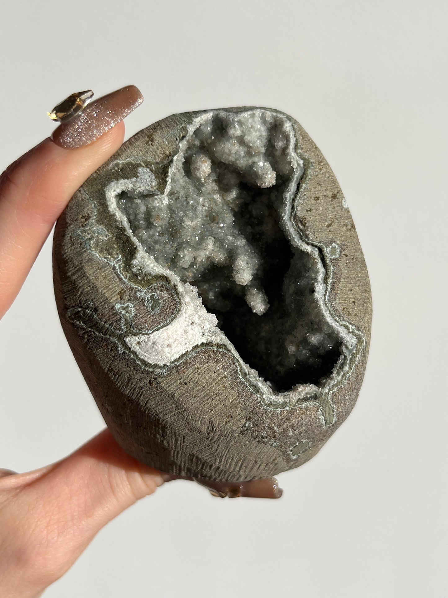Grey Pseudostalactitic Chalcedony Geode Cave in Basalt Q