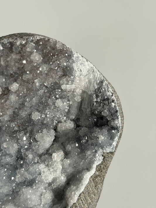 Grey Chalcedony Quartz Geode Cave in Basalt AL