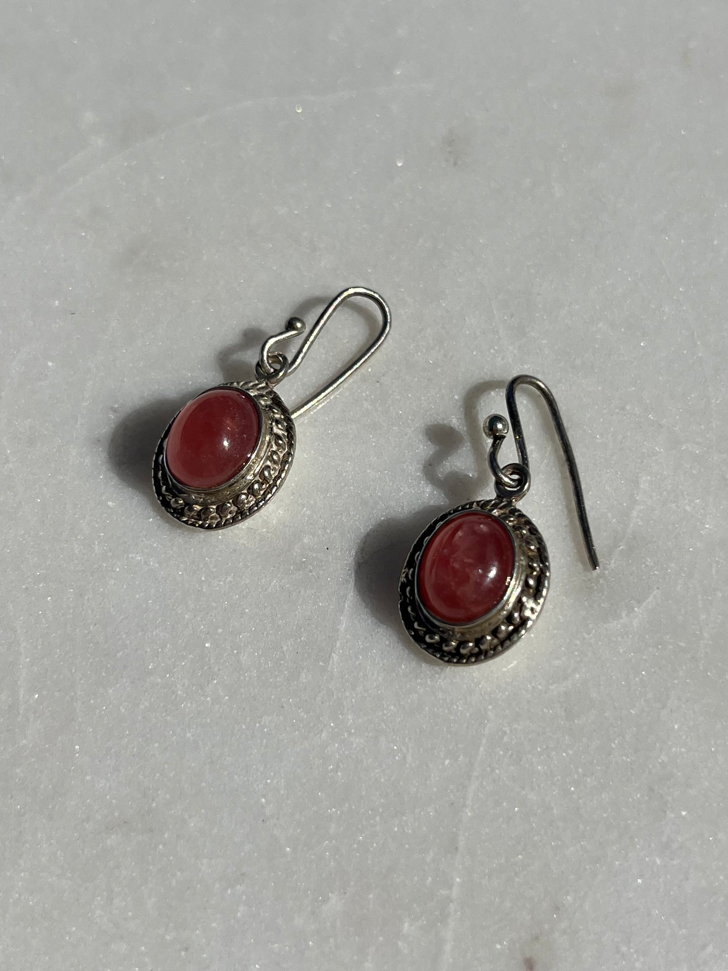 Vintage Style Gemmy Rhodochrosite Oval Earrings (925 Sterling Silver)