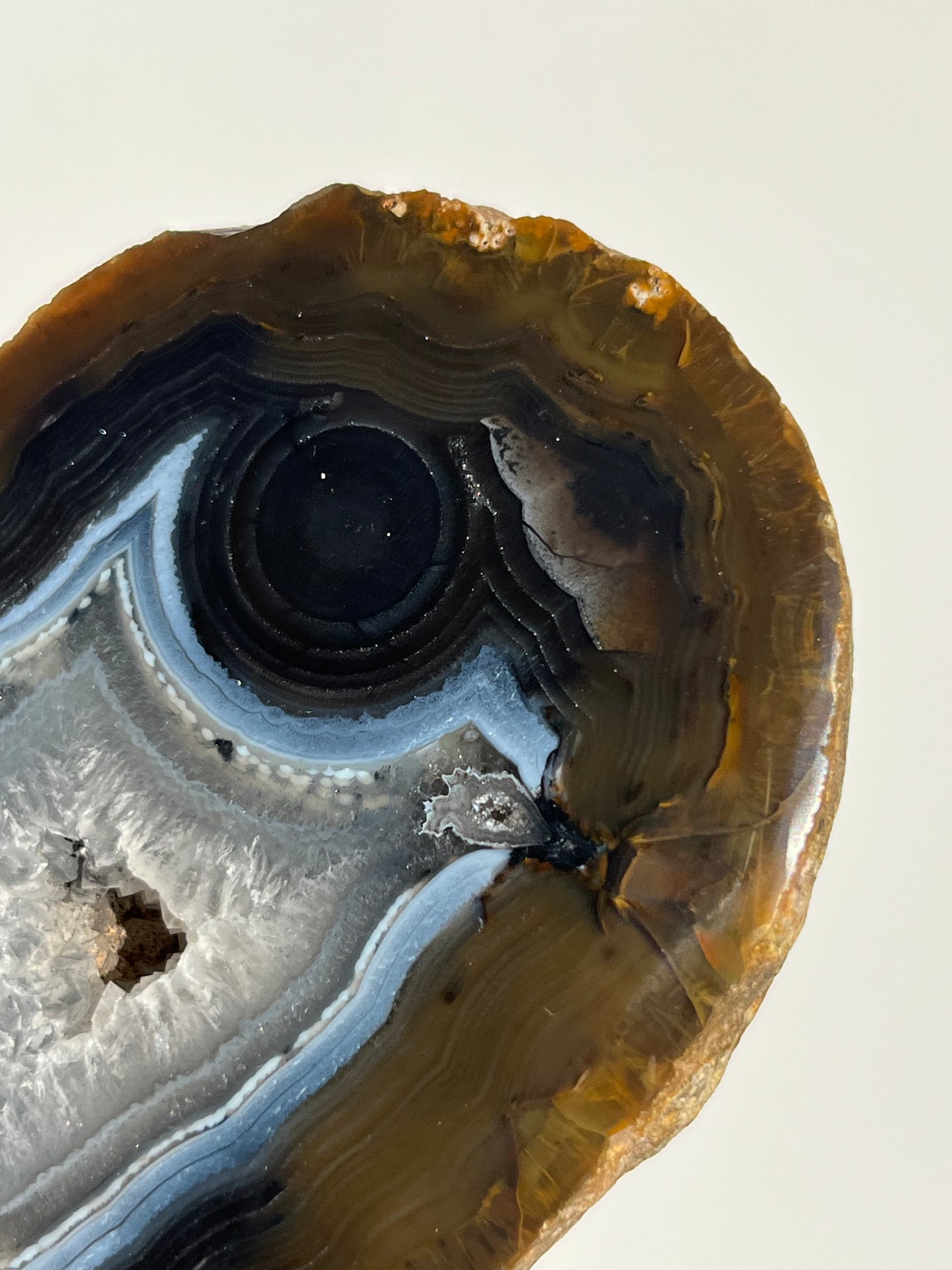 'Cyclopsis' Blue East Indonesian Single-Eye Face Agate Geode B