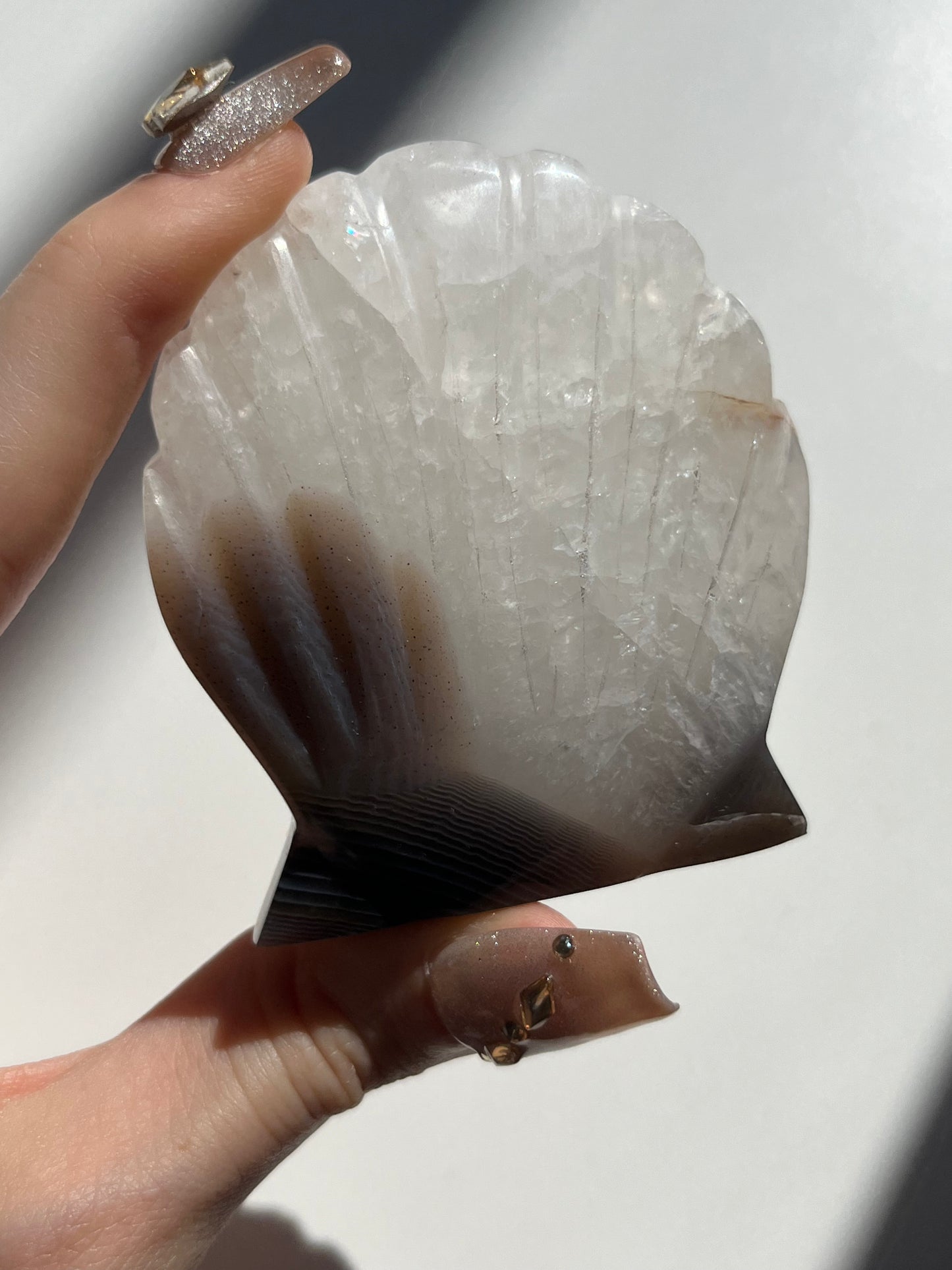 Danau Agate with Quartz Seashell Carving