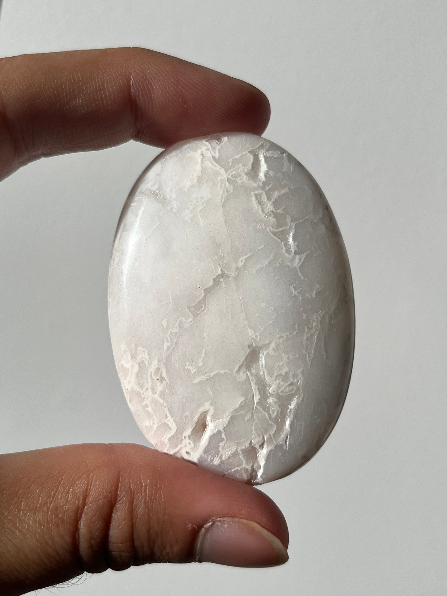 Druzy Snow Agate Palmstone E