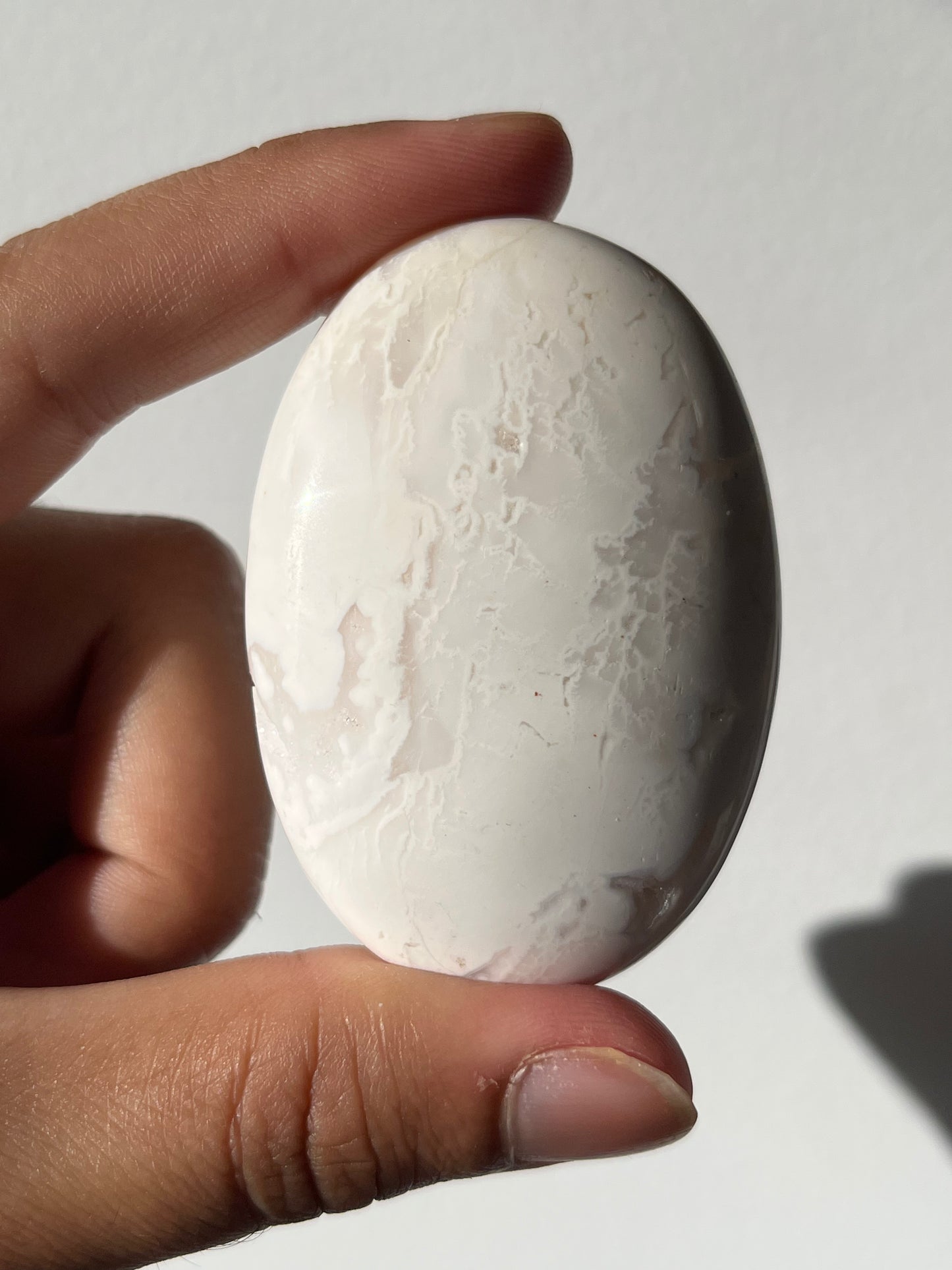 Druzy Snow Agate Palmstone M