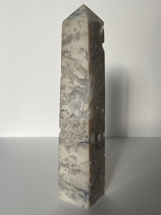 Druzy Dendritic Snow Agate Tower A