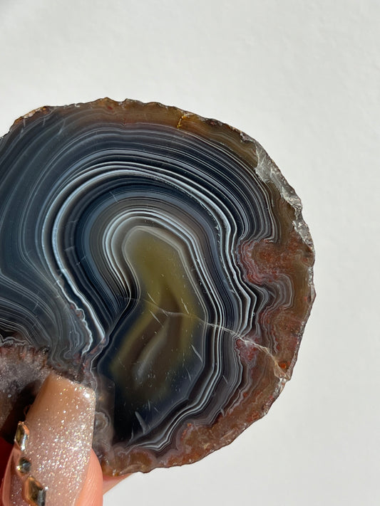 'Shadow Current' Blue-Grey East Indonesian Agate Geode Half with Parallax Effect